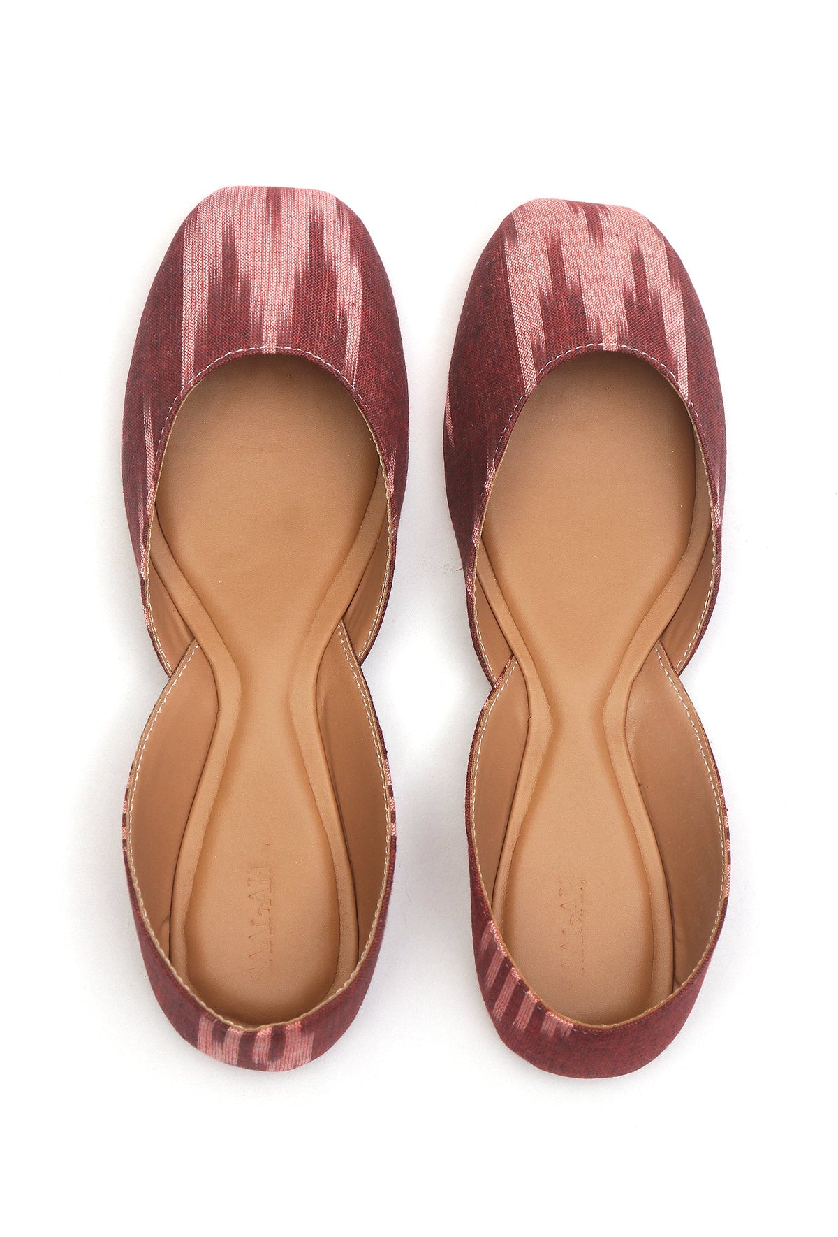 Maroon Ikkat Cruelty Free Leather Juttis サイズ EU41