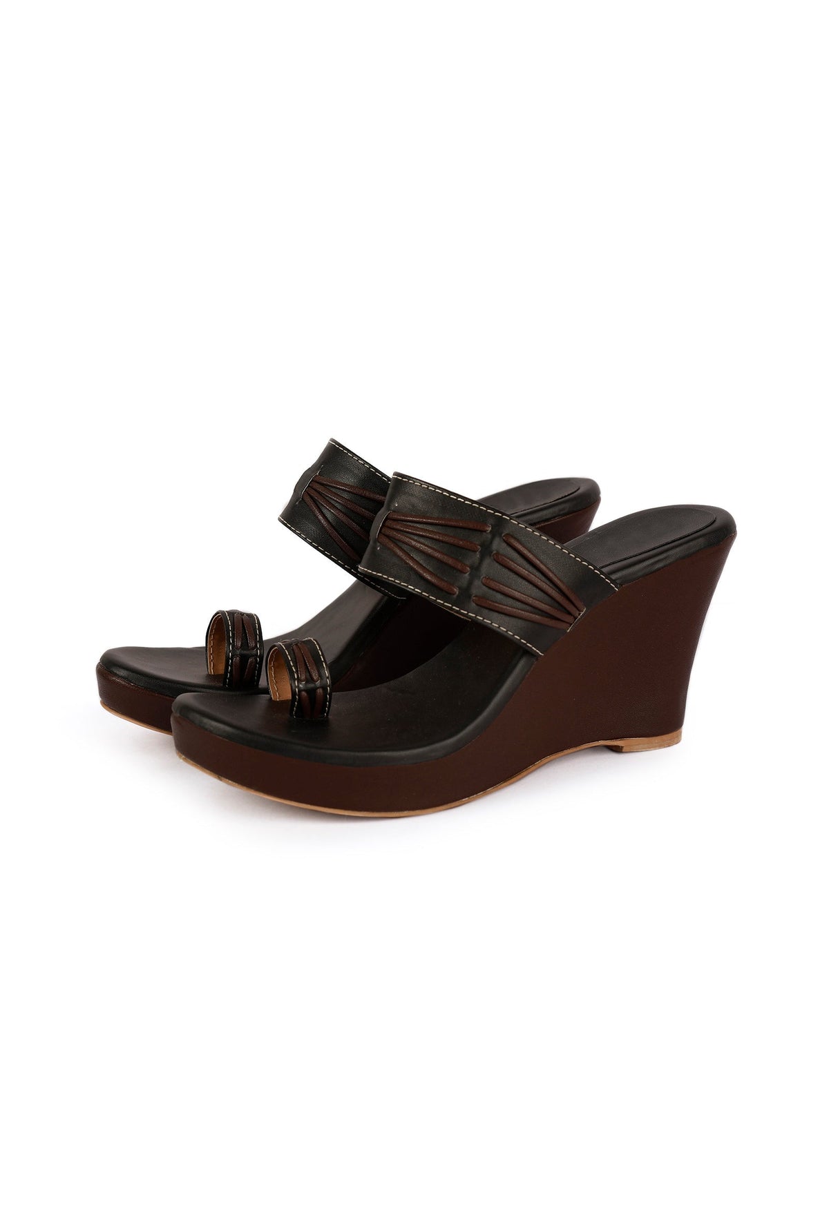 Coco Brown Vegan Leather Kolhapuri Wedges サイズ EU36