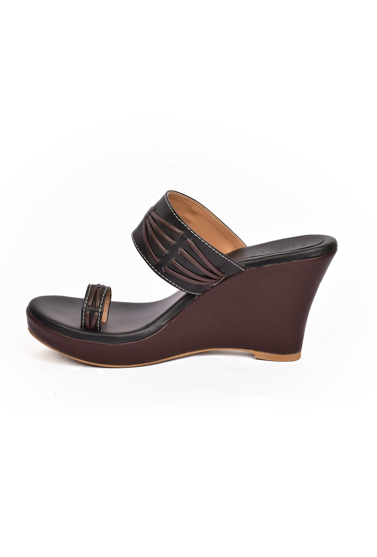 Coco Brown Vegan Leather Kolhapuri Wedges サイズ EU38