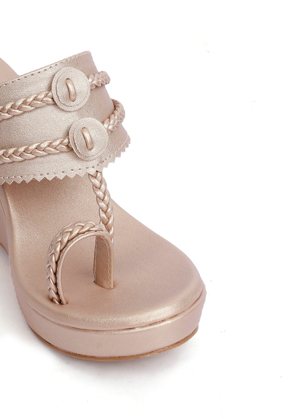 Shiny Golden Vegan Leather Kolhapuri Wedges サイズ EU37