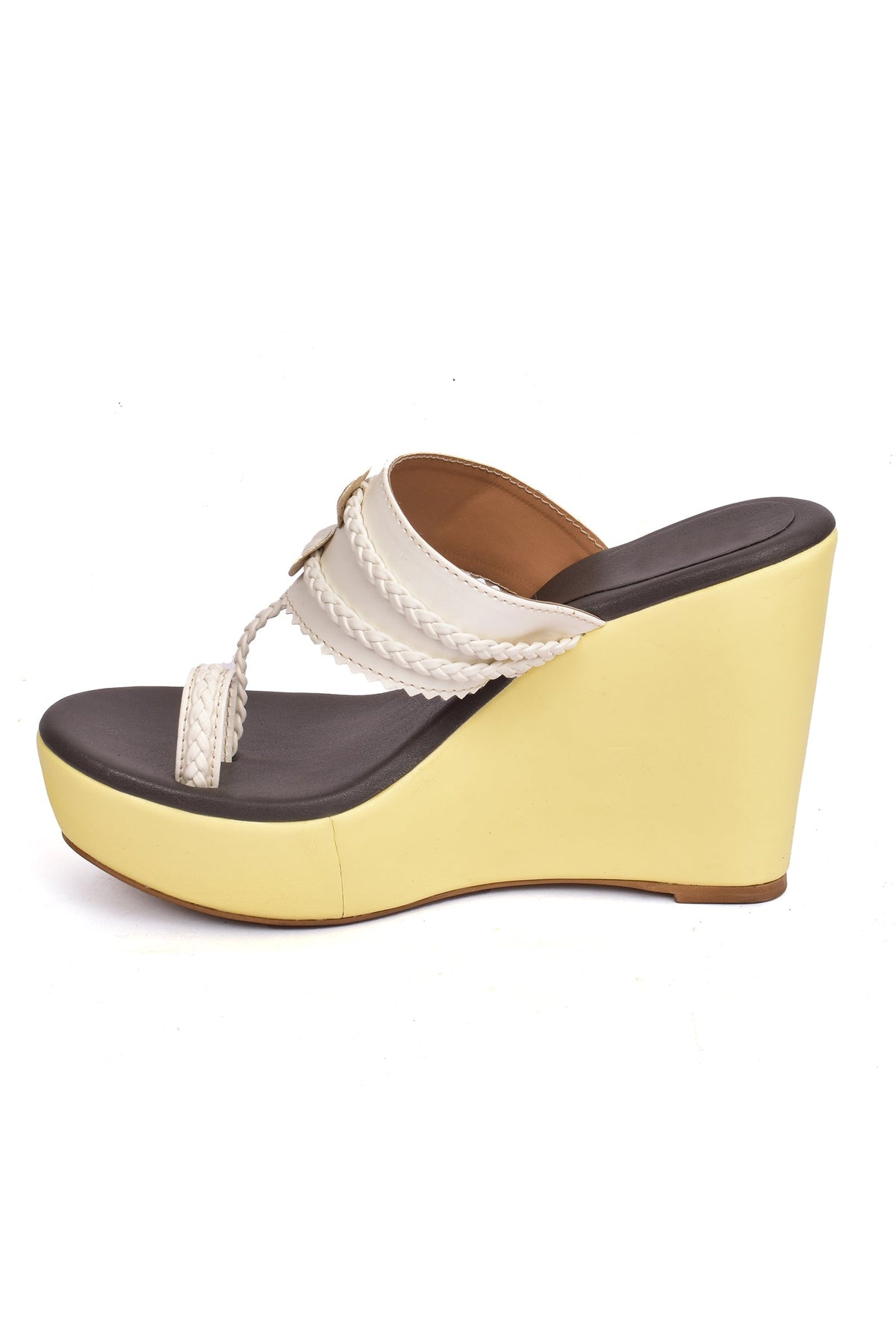 Cream and White Vegan Leather Kolhapuri Wedges サイズ EU38