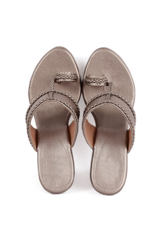 Silver Tan Vegan Leather Kolhapuri Heels サイズ EU37