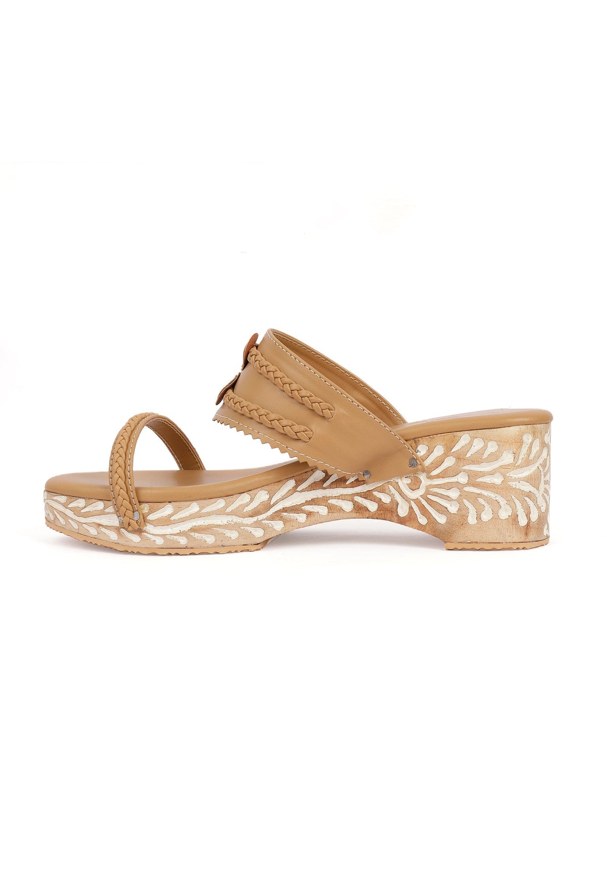 Tortilla Brown Wooden Carved Braided Wedges サイズ EU38