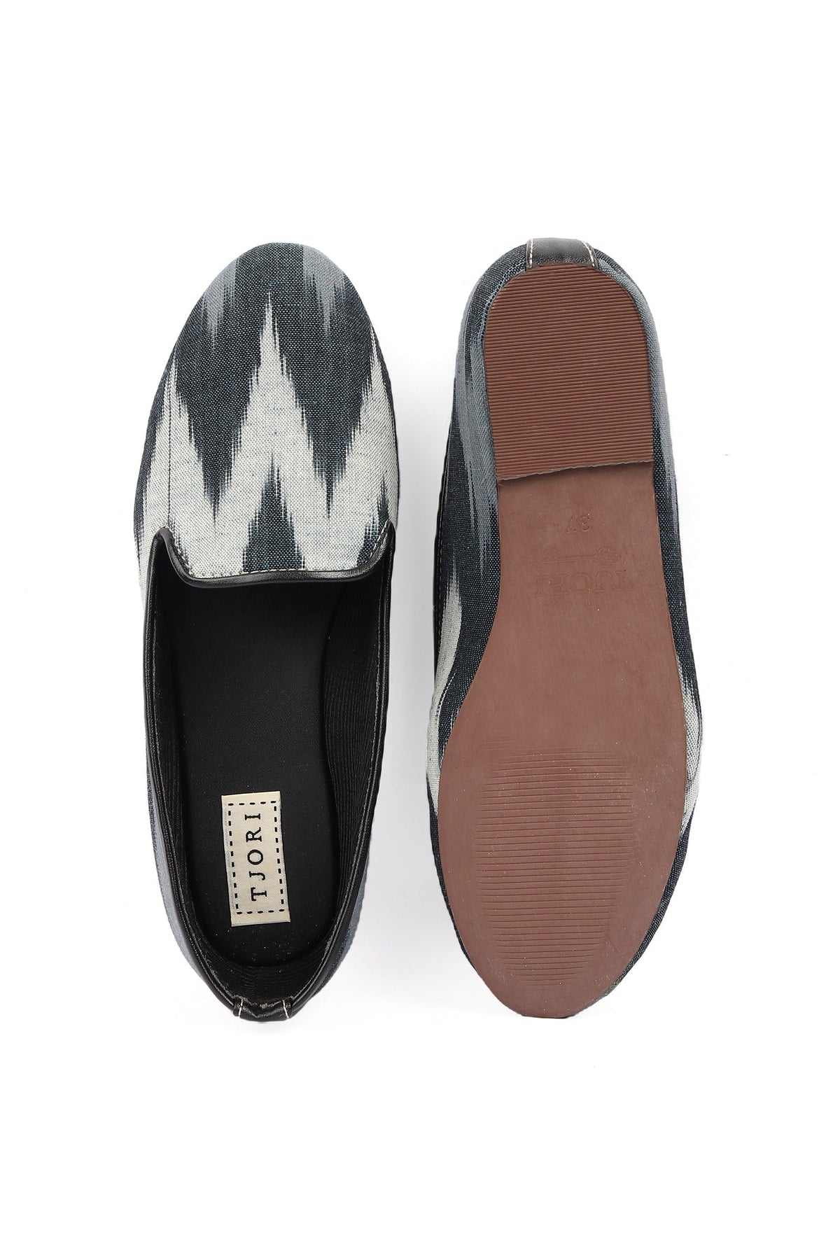 Black & Grey Ikat Print Flat Cruelty Free Leather Ballerinas サイズ EU38