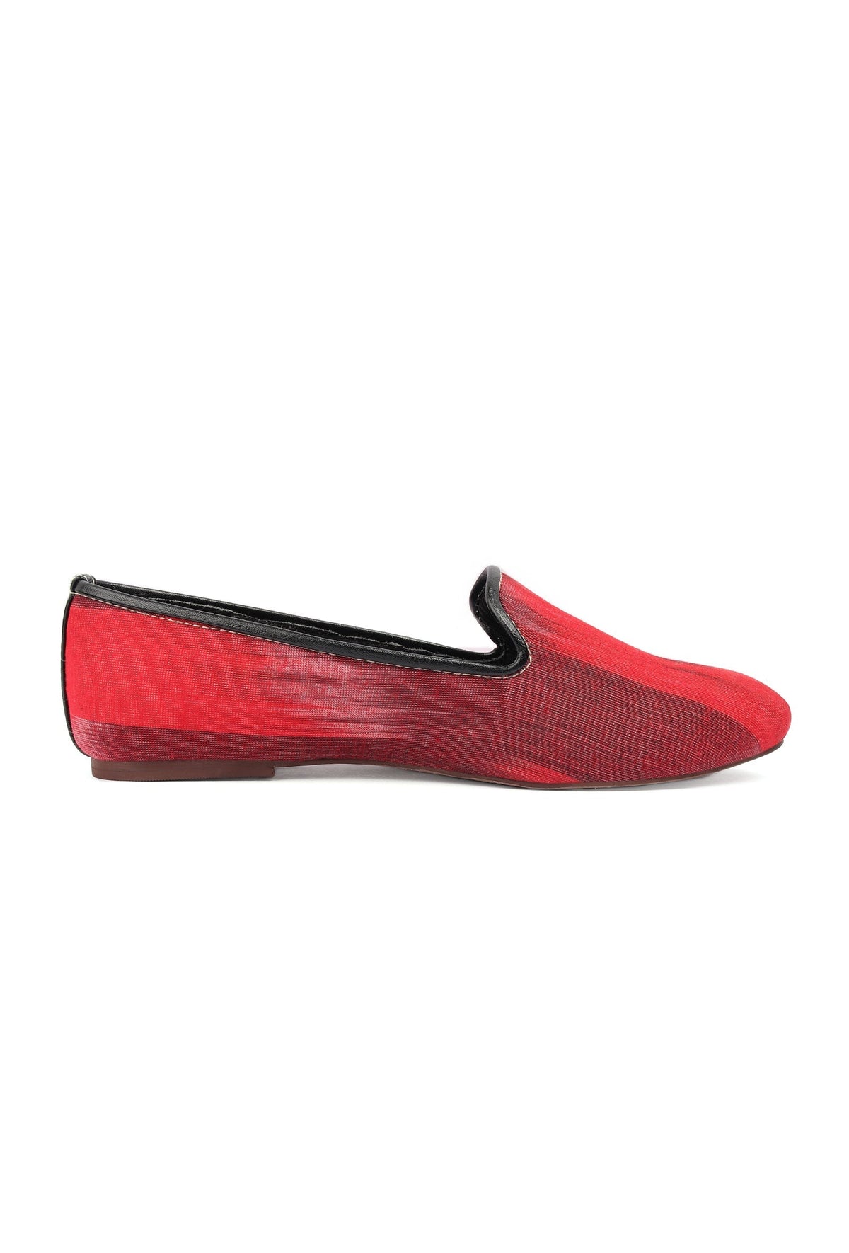 Black & Red Ikat Print Flat Cruelty Free Leather Ballerinas サイズ EU41
