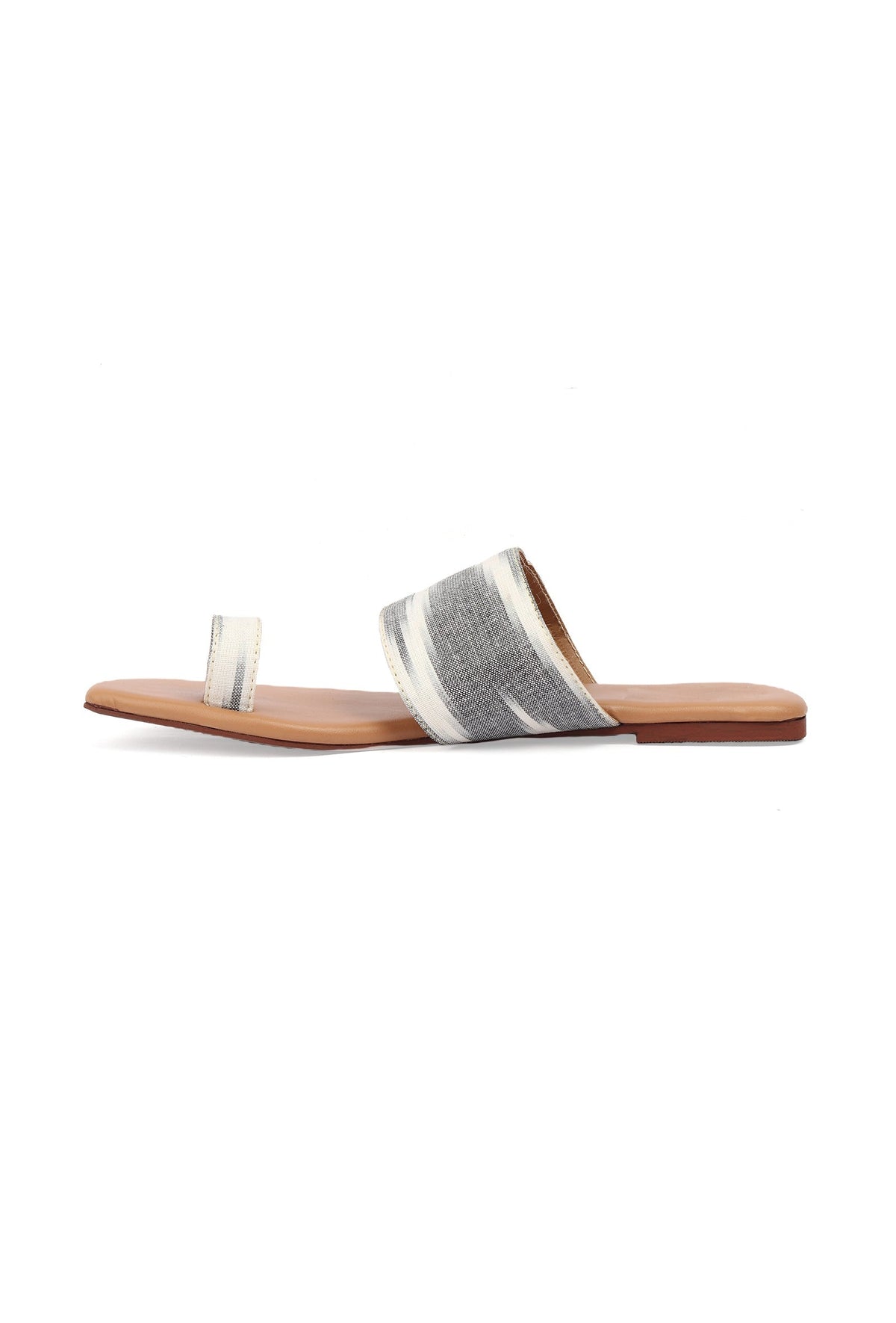 Grey, White & Tawny Brown Ikat One Toe Cruelty Free Leather Flats サイズ EU38