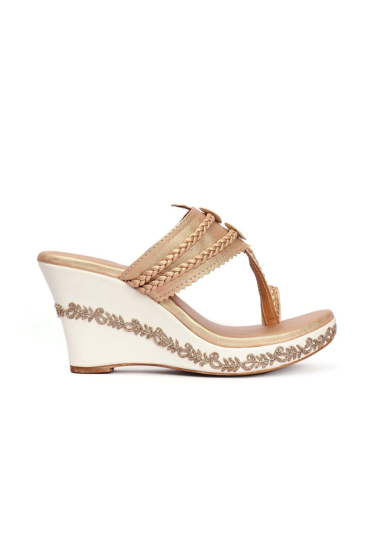Zarina Golden Hand Embroidered Braided One Toe Wedges サイズ EU38