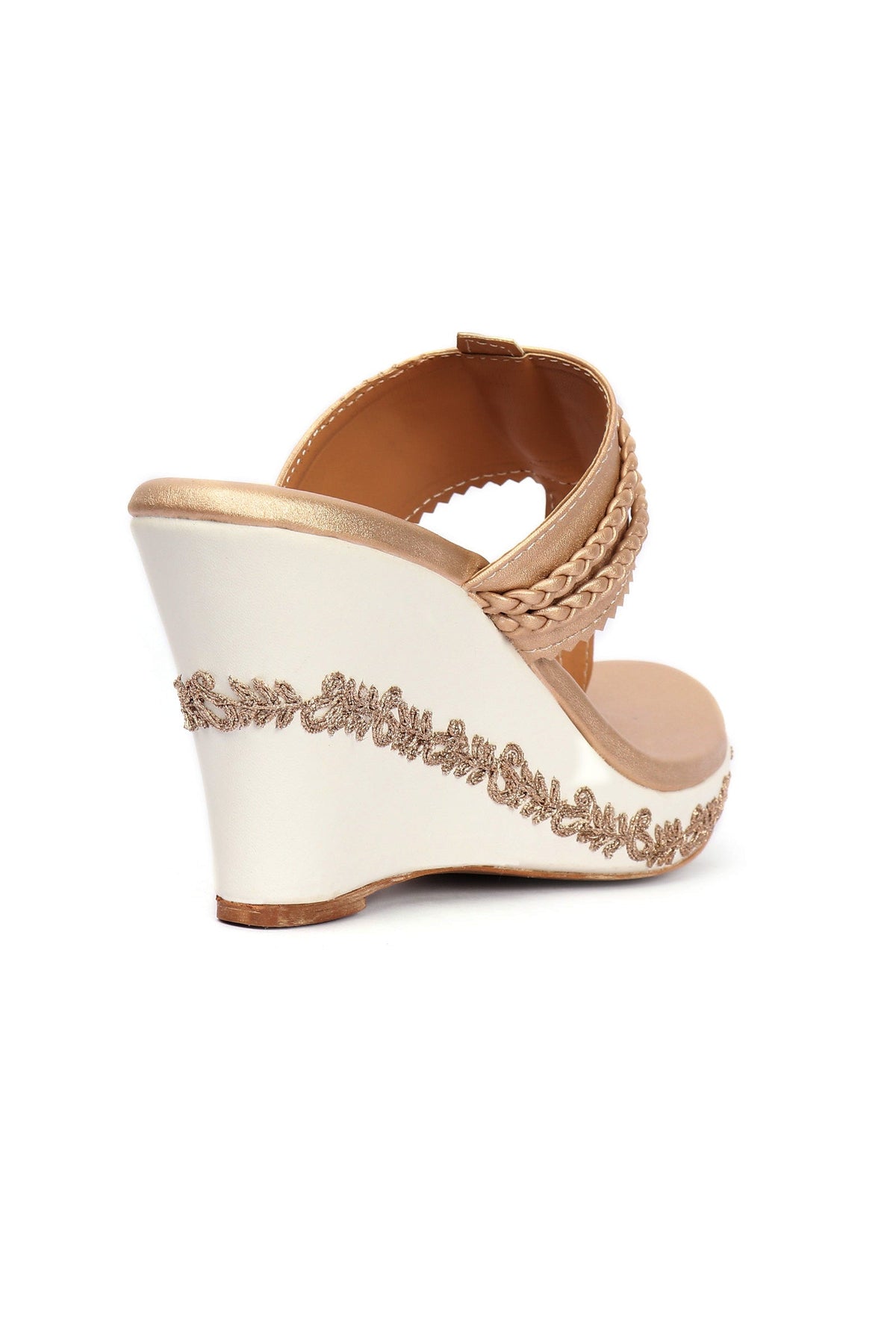 Zarina Golden Hand Embroidered Braided One Toe Wedges サイズ EU38