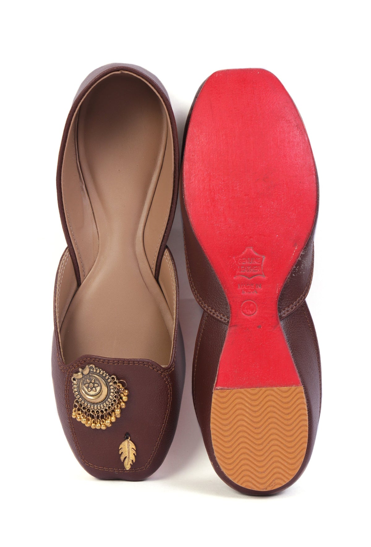 Classic Tan Brown Jutti with Chandbali and Ghungroo サイズ EU39