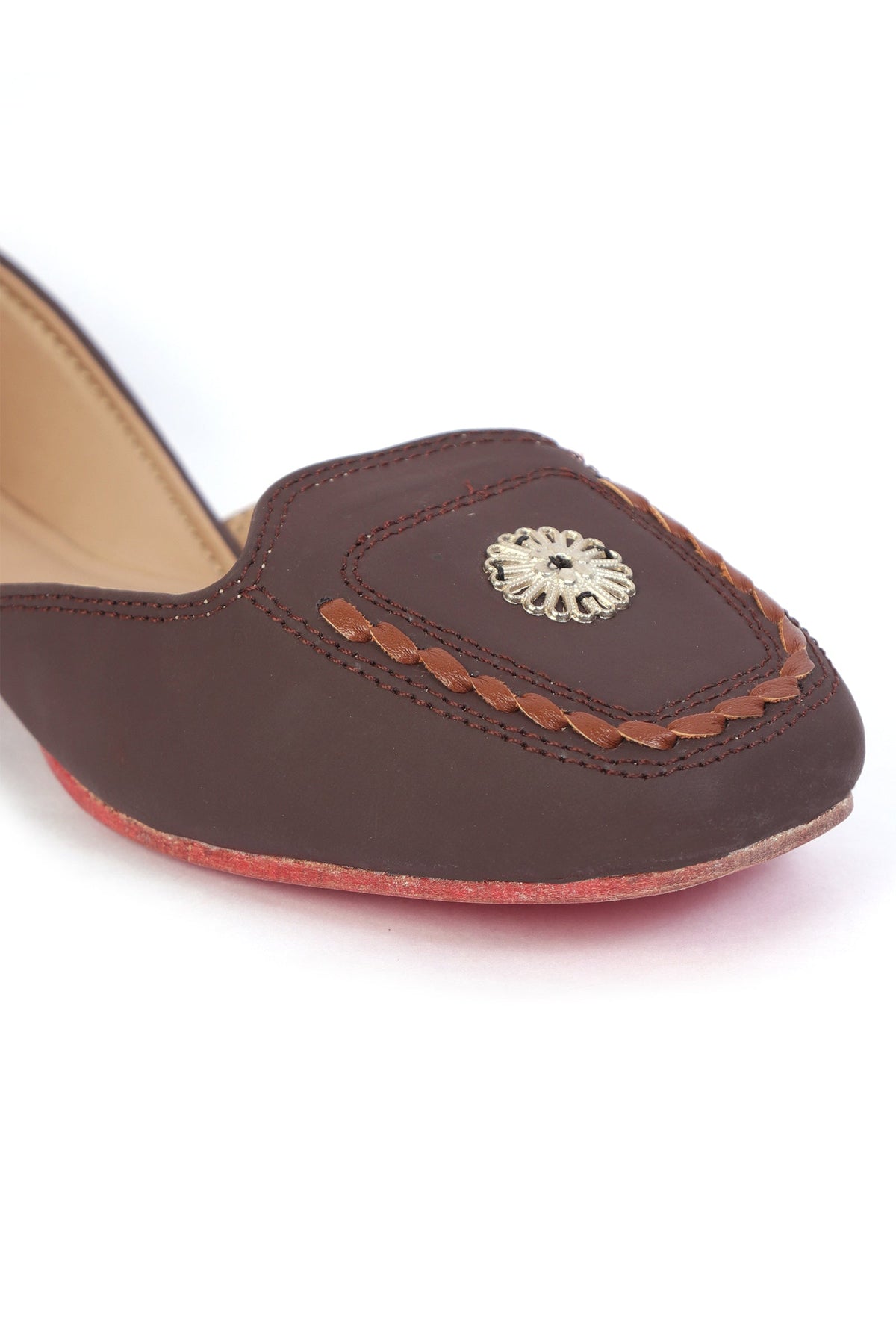 Brown Jutti with German Silver Charm and Handwork サイズ EU37