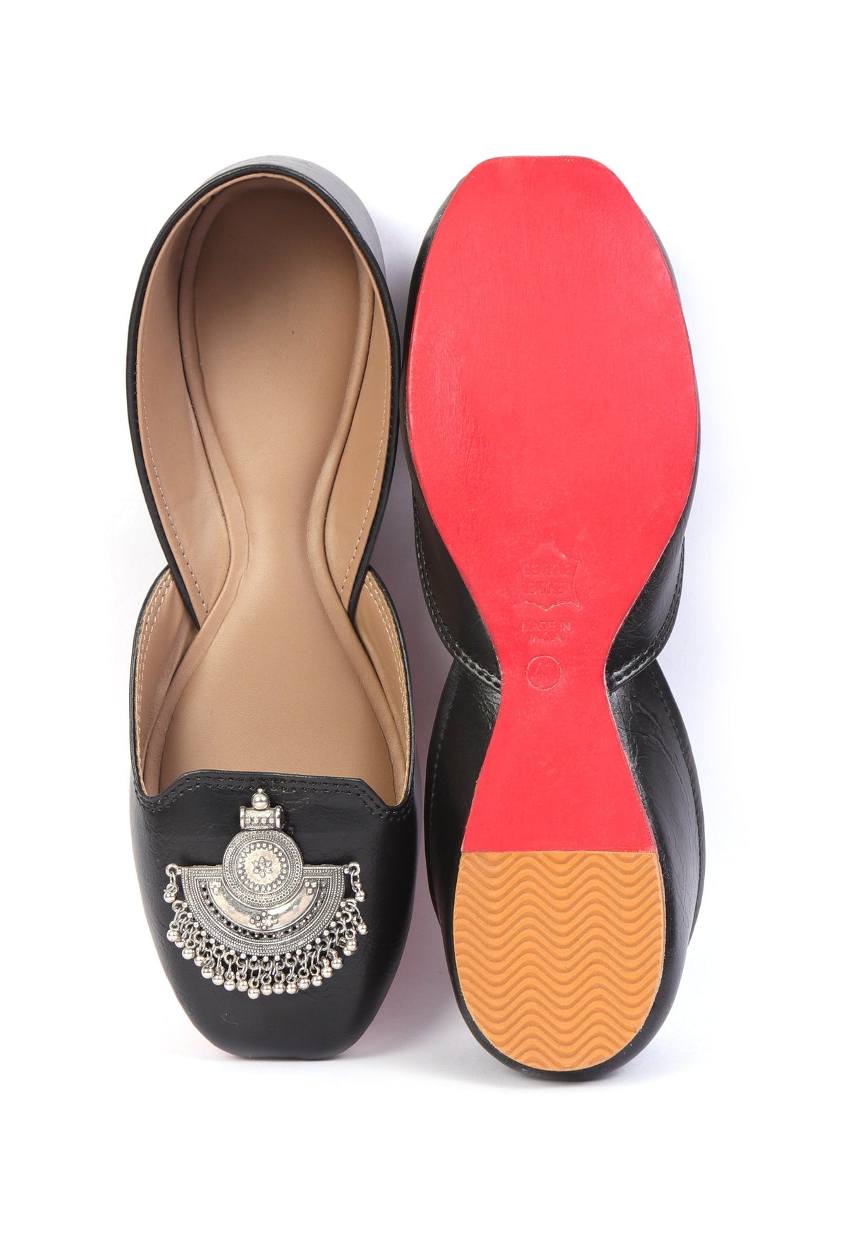 Timeless Black Jutti with Silver Details and Ghungroo サイズ EU41