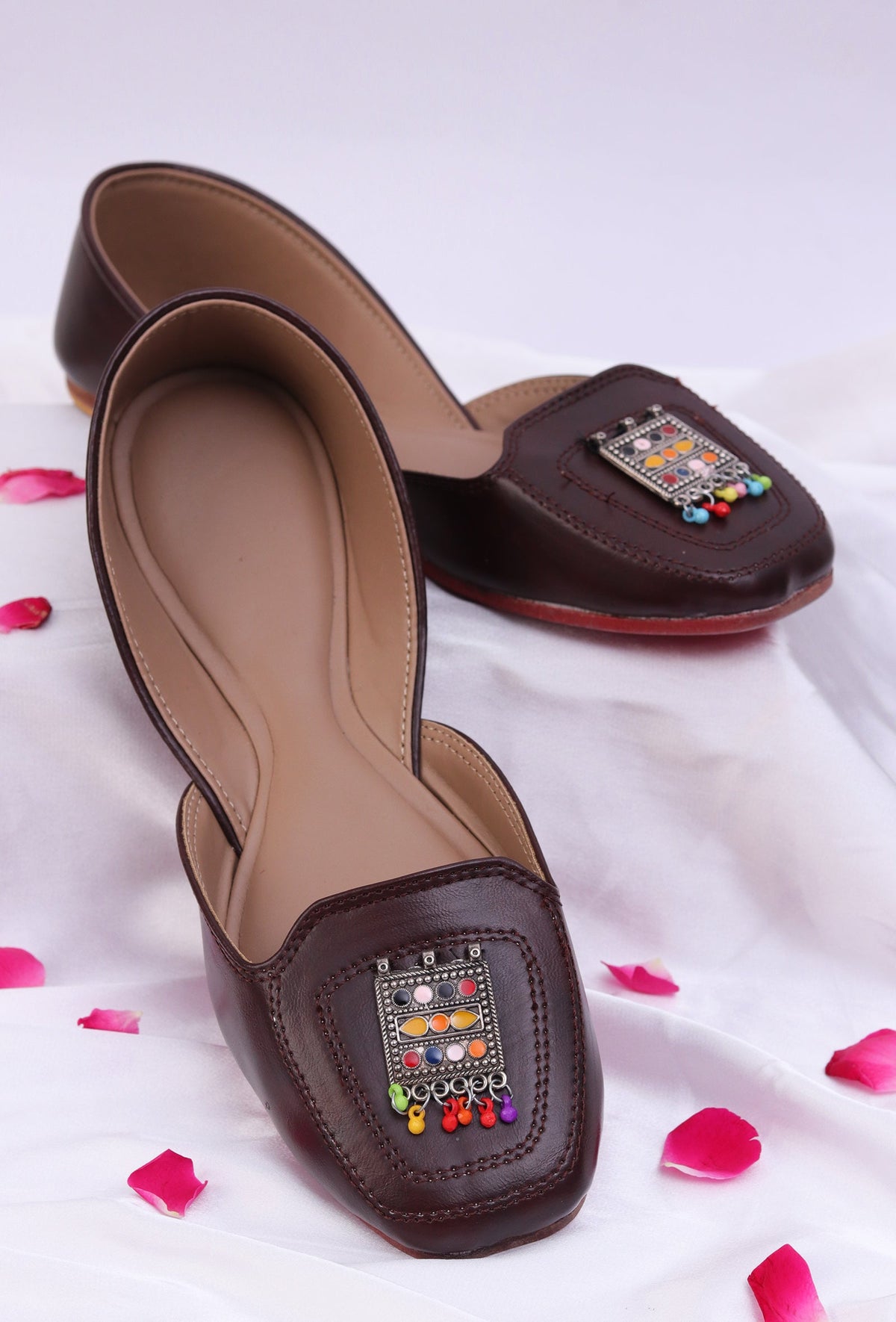 Dark Brown Jutti with German Silver Accents サイズ EU39