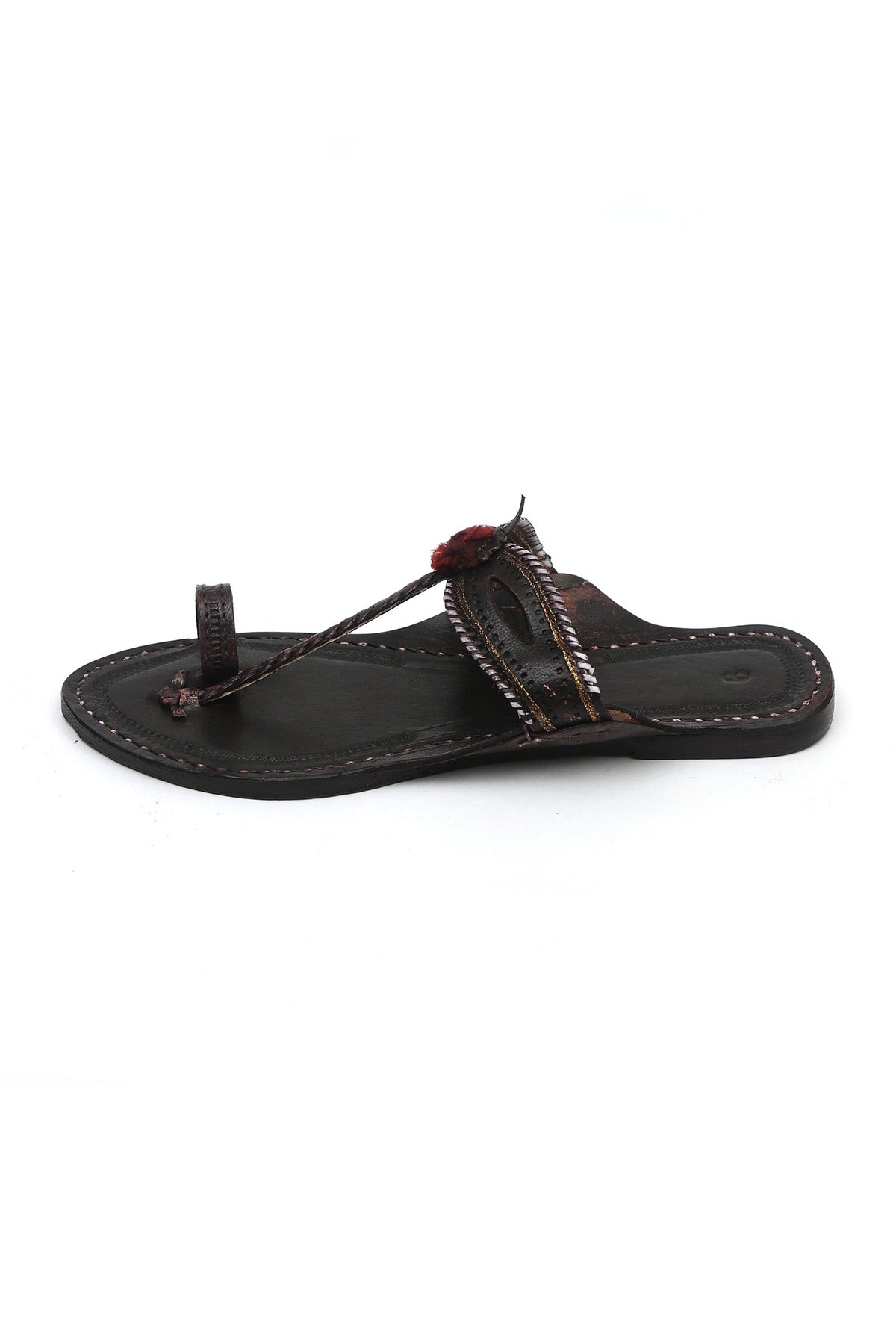 Raatrani Cruelty-Free Leather Kolhapuri Chappals for Women サイズ EU40
