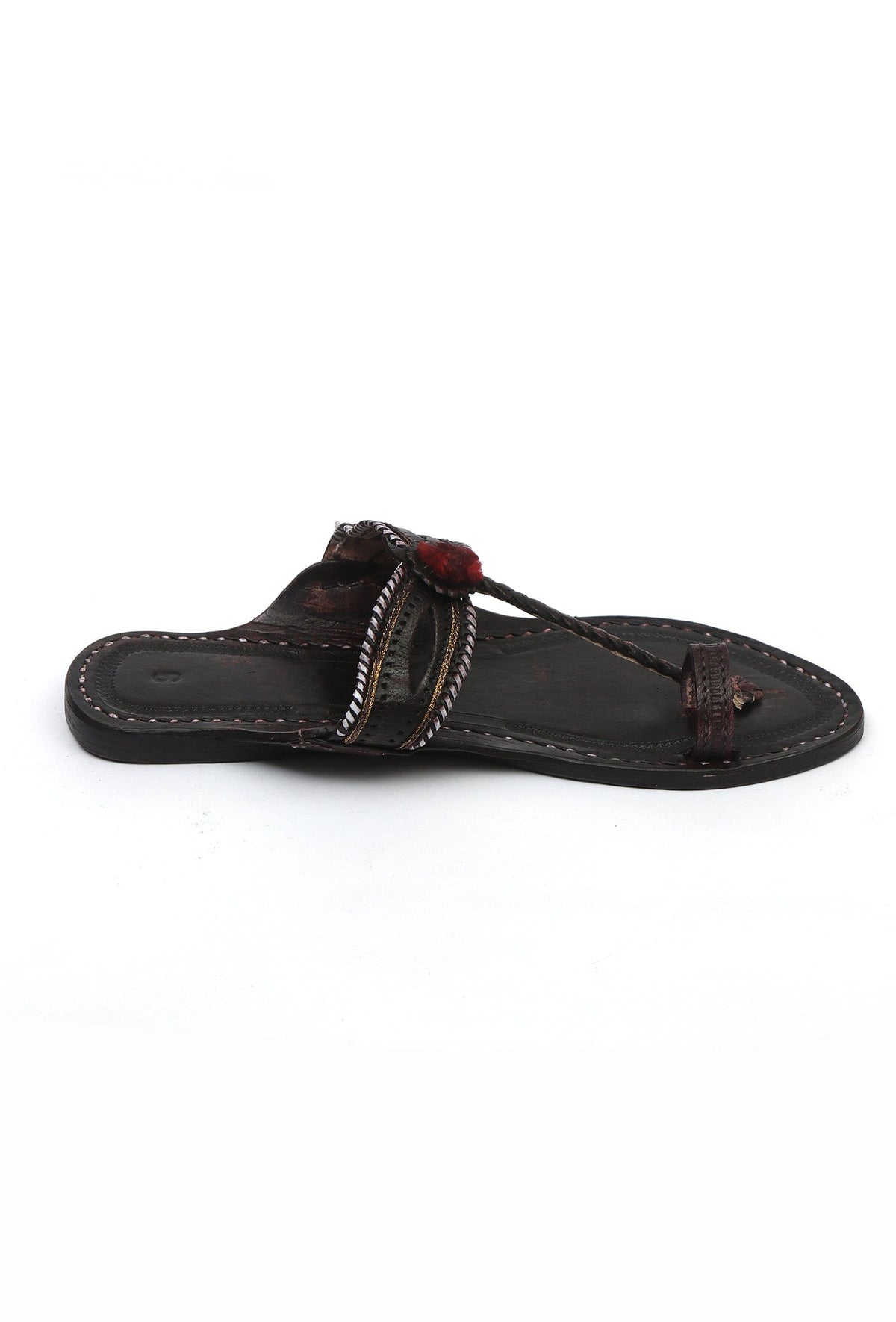 Raatrani Cruelty-Free Leather Kolhapuri Chappals for Women サイズ EU38