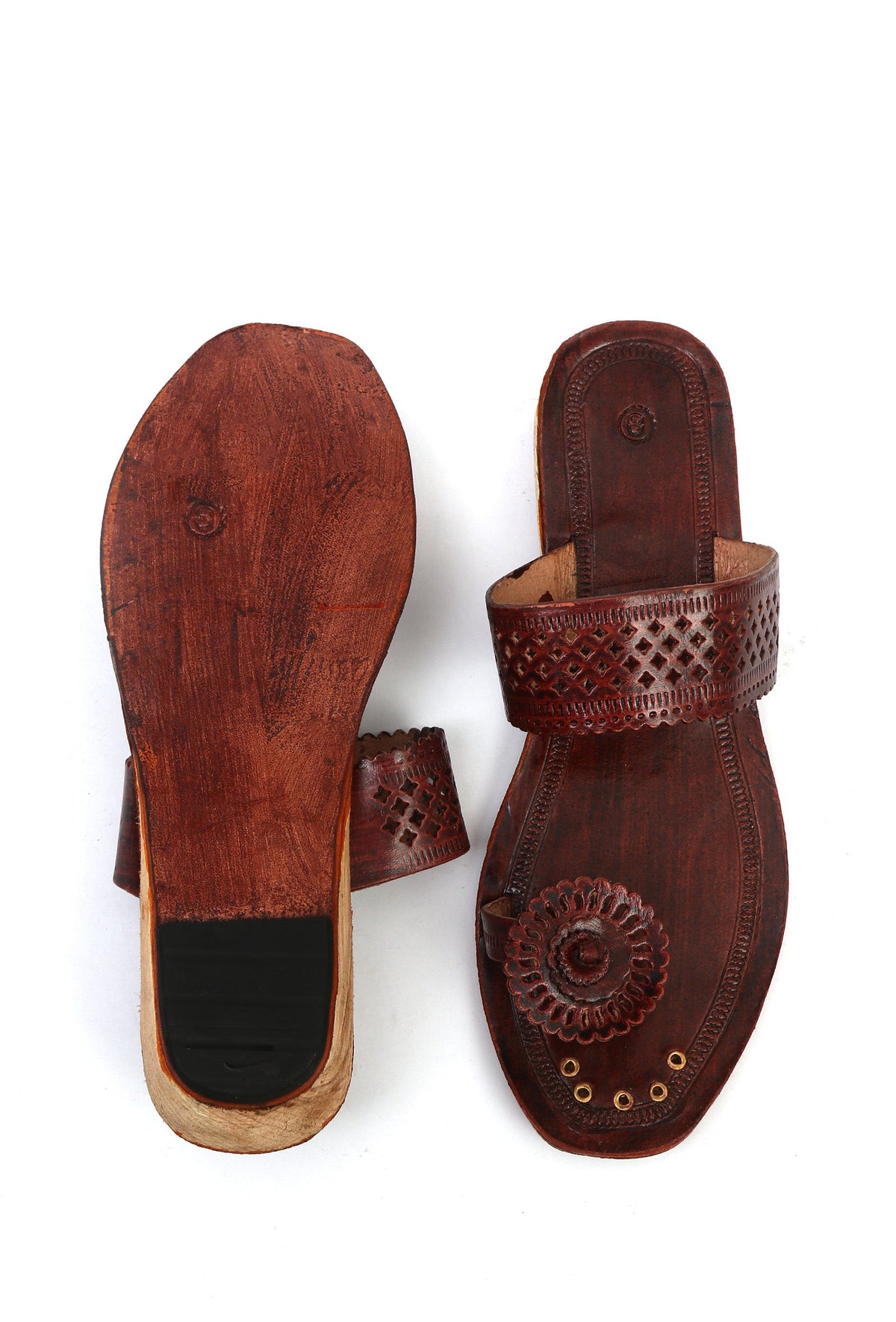 Vrinda Earthy Brown Cruelty-Free Genuine Leather Kolhapuri Flats サイズ EU39