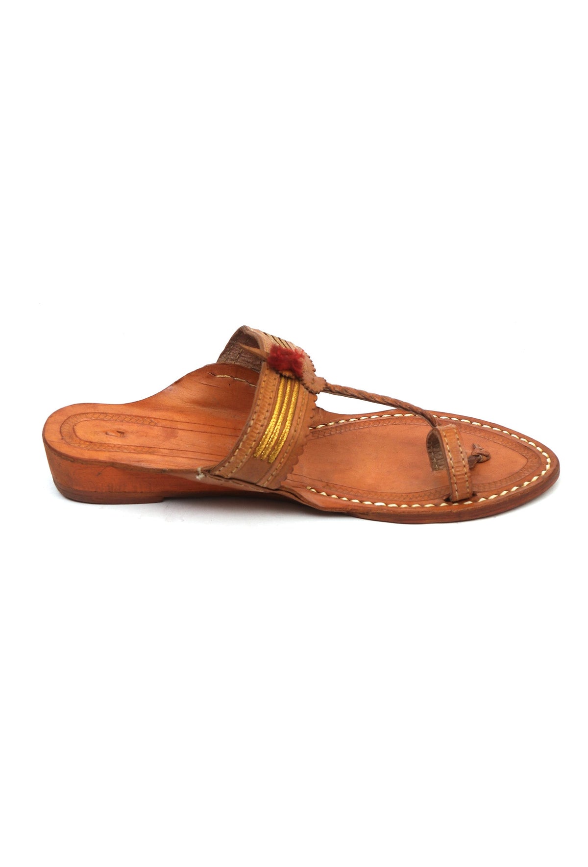 Saanjh Golden Strap Cruelty-Free Leather Kolhapuri Chappals サイズ EU40