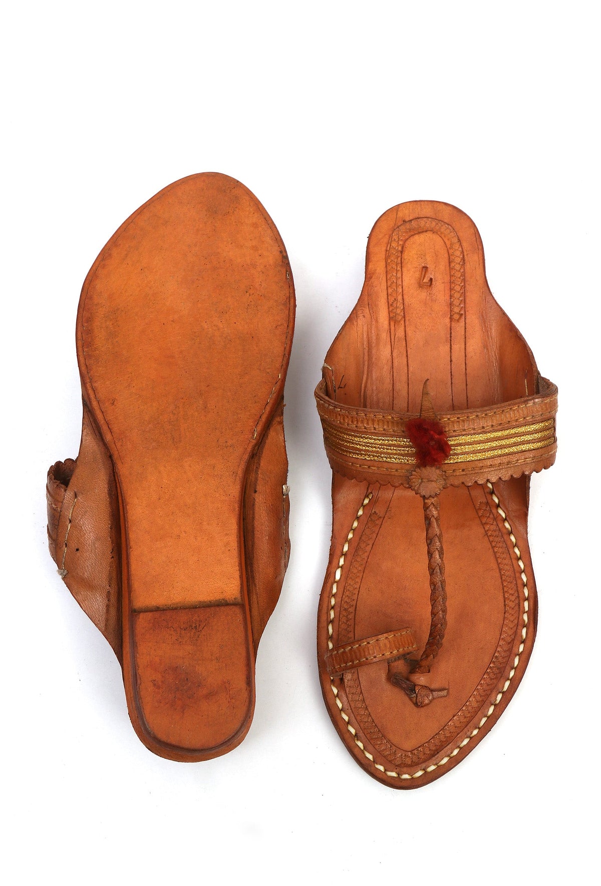 Saanjh Golden Strap Cruelty-Free Leather Kolhapuri Chappals サイズ EU38