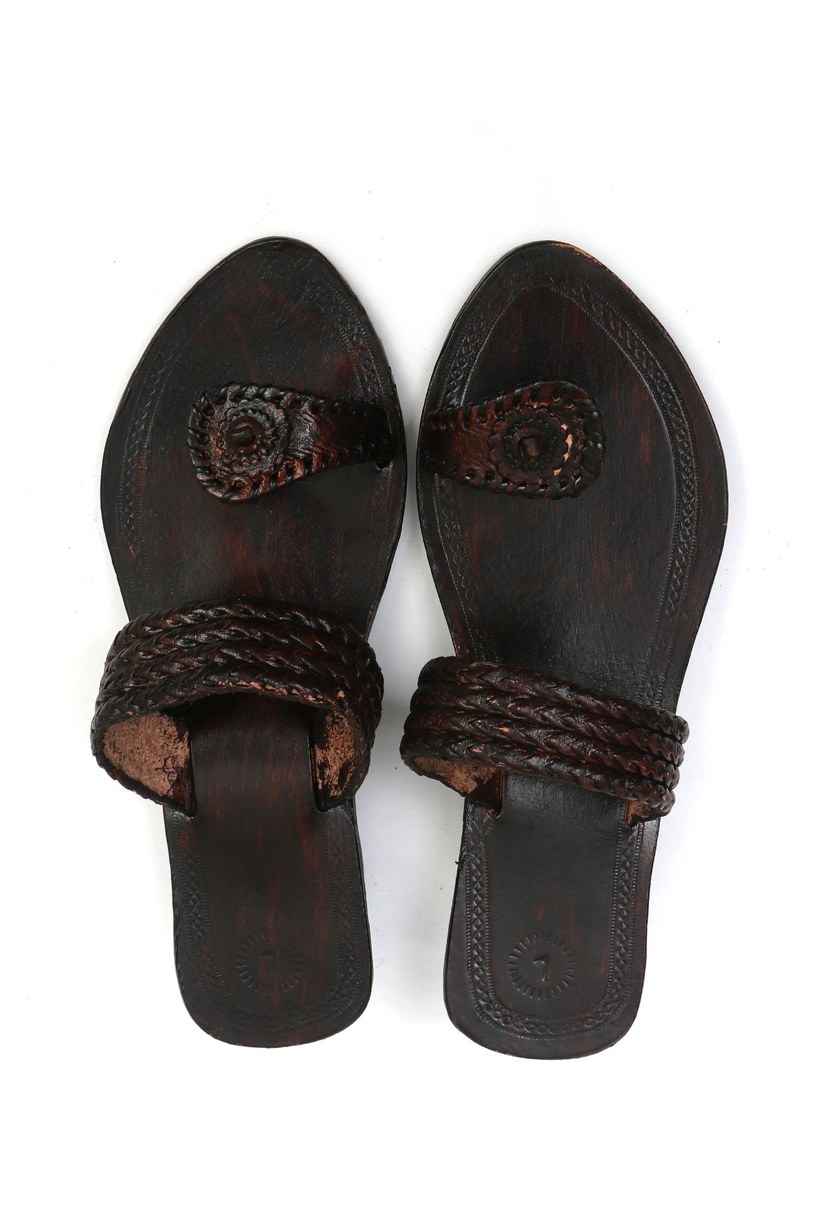 Neerja Braided Toe-Ring Cruelty-Free Genuine Leather Kolhapuri サイズ EU38