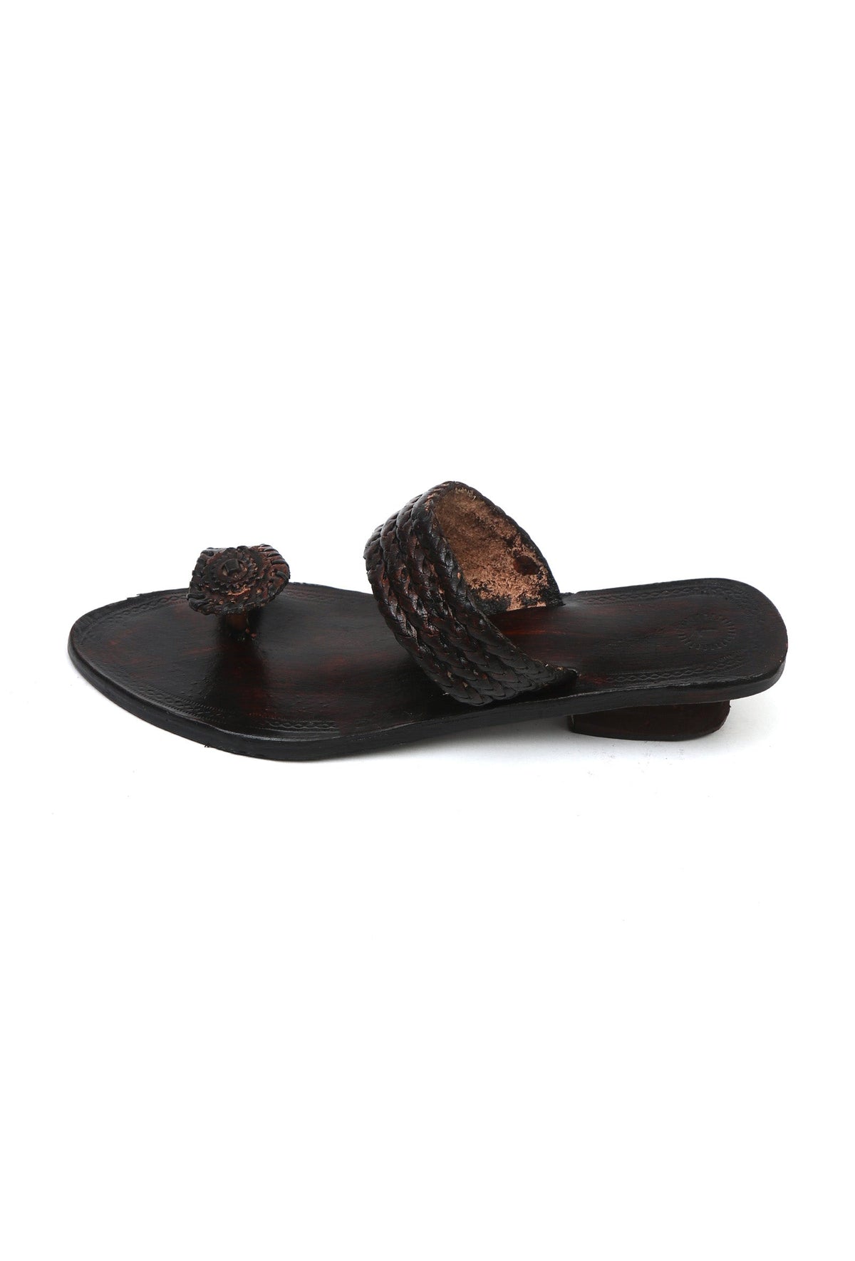 Neerja Braided Toe-Ring Cruelty-Free Genuine Leather Kolhapuri サイズ EU42