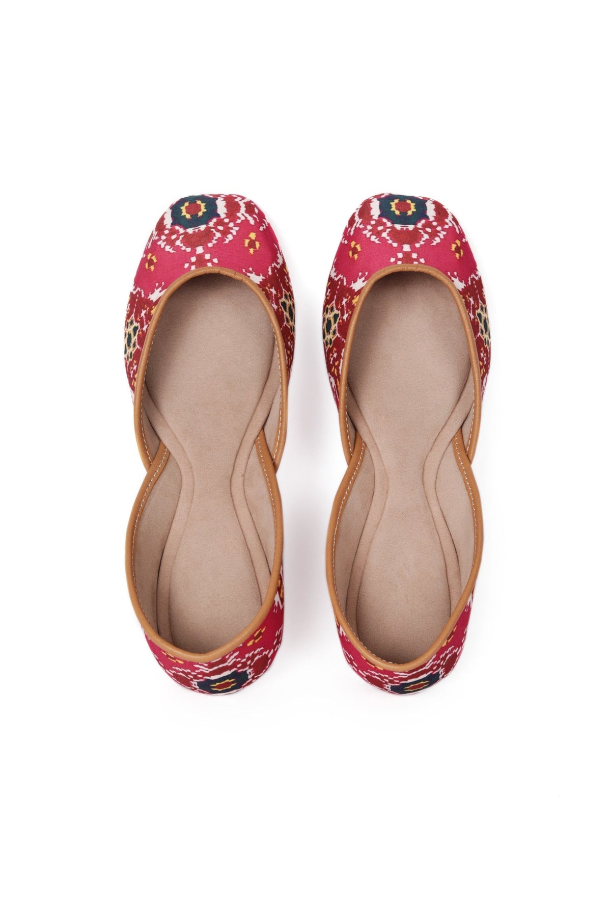 Pink & Coral Silk Patola Print Juttie サイズ EU38