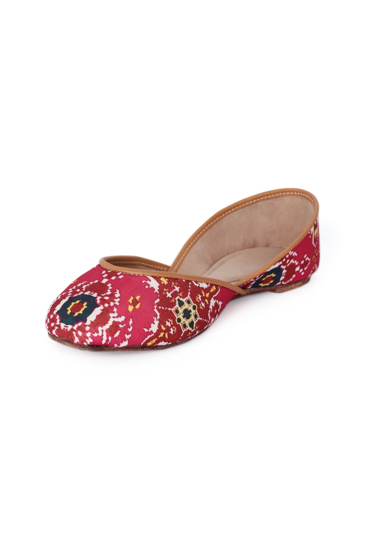 Pink & Coral Silk Patola Print Juttie サイズ EU37