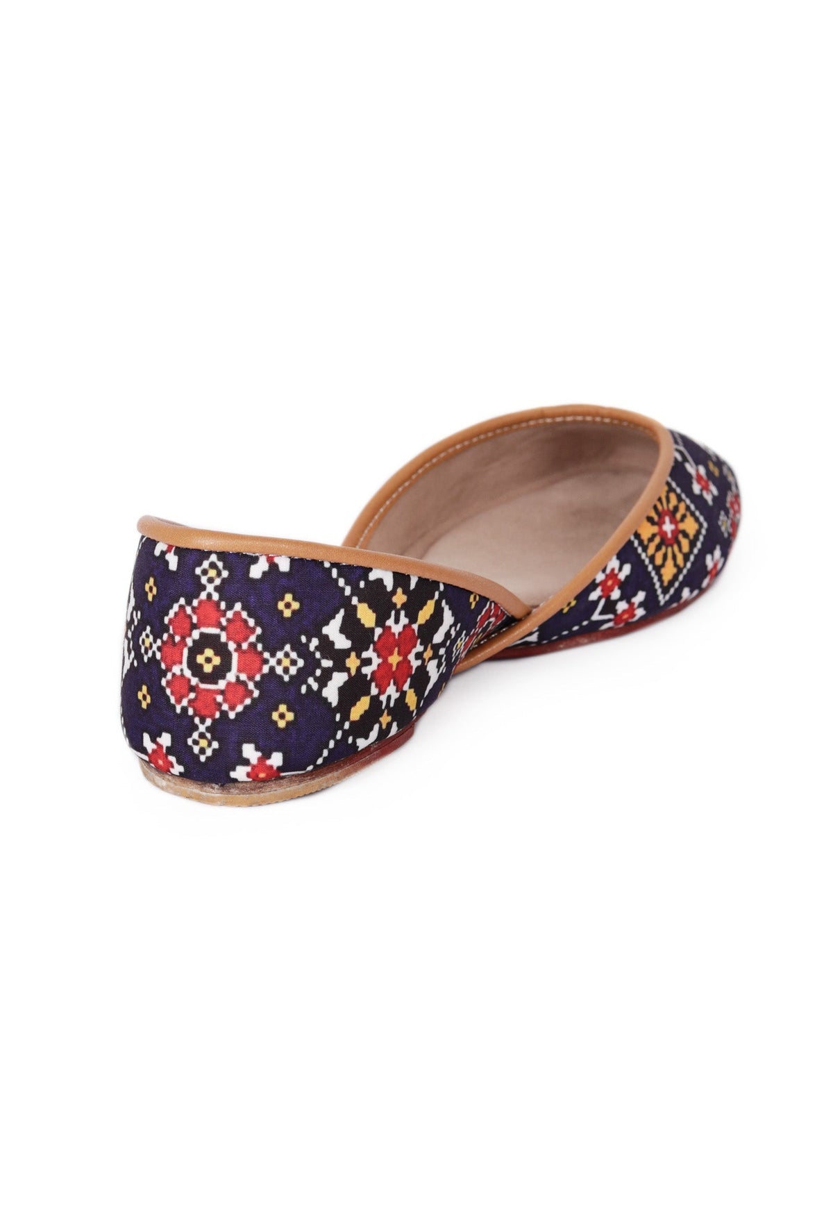 Blue Silk Patola Print Juttie サイズ EU37