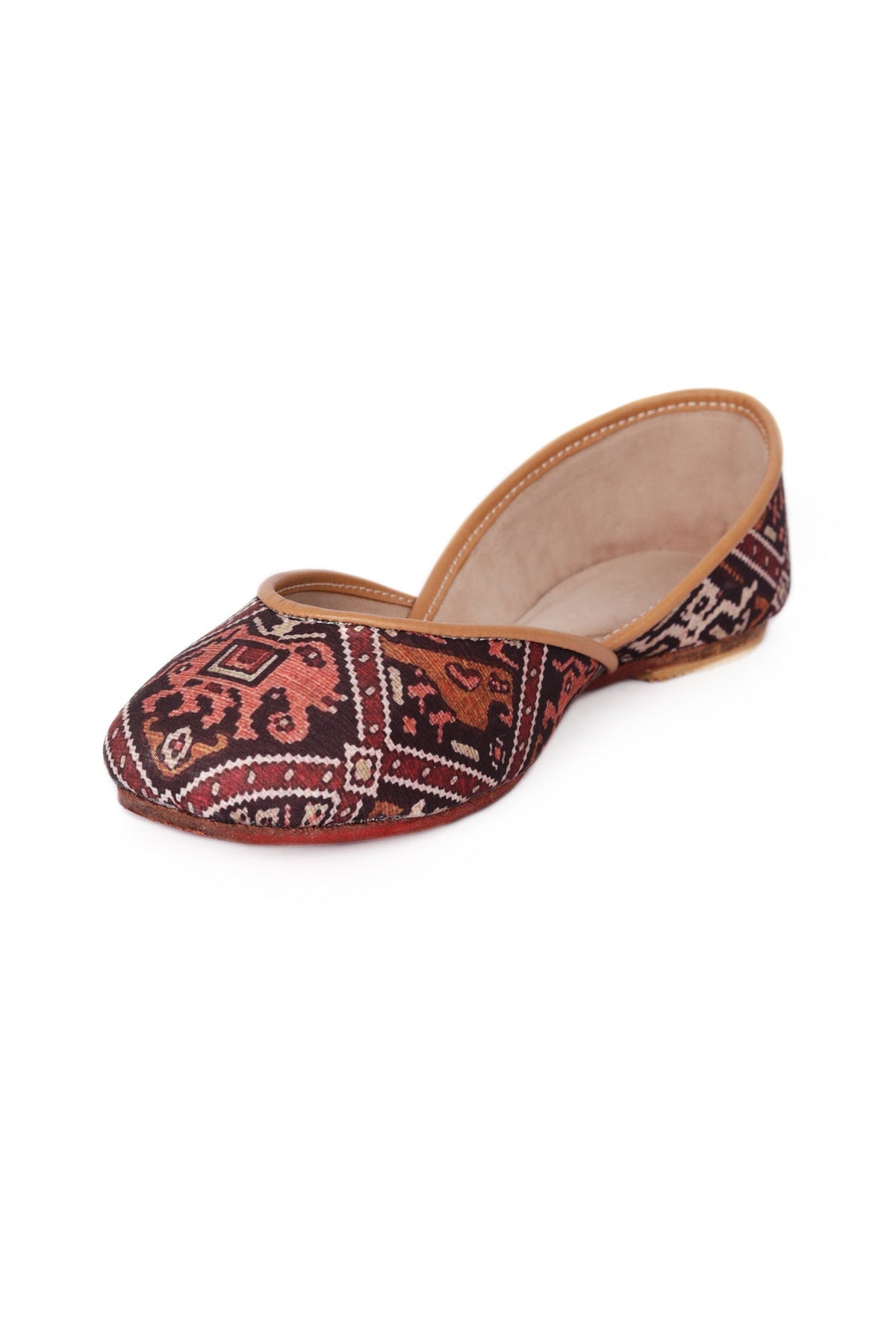 Maroon Silk Patola Print Juttie サイズ EU41