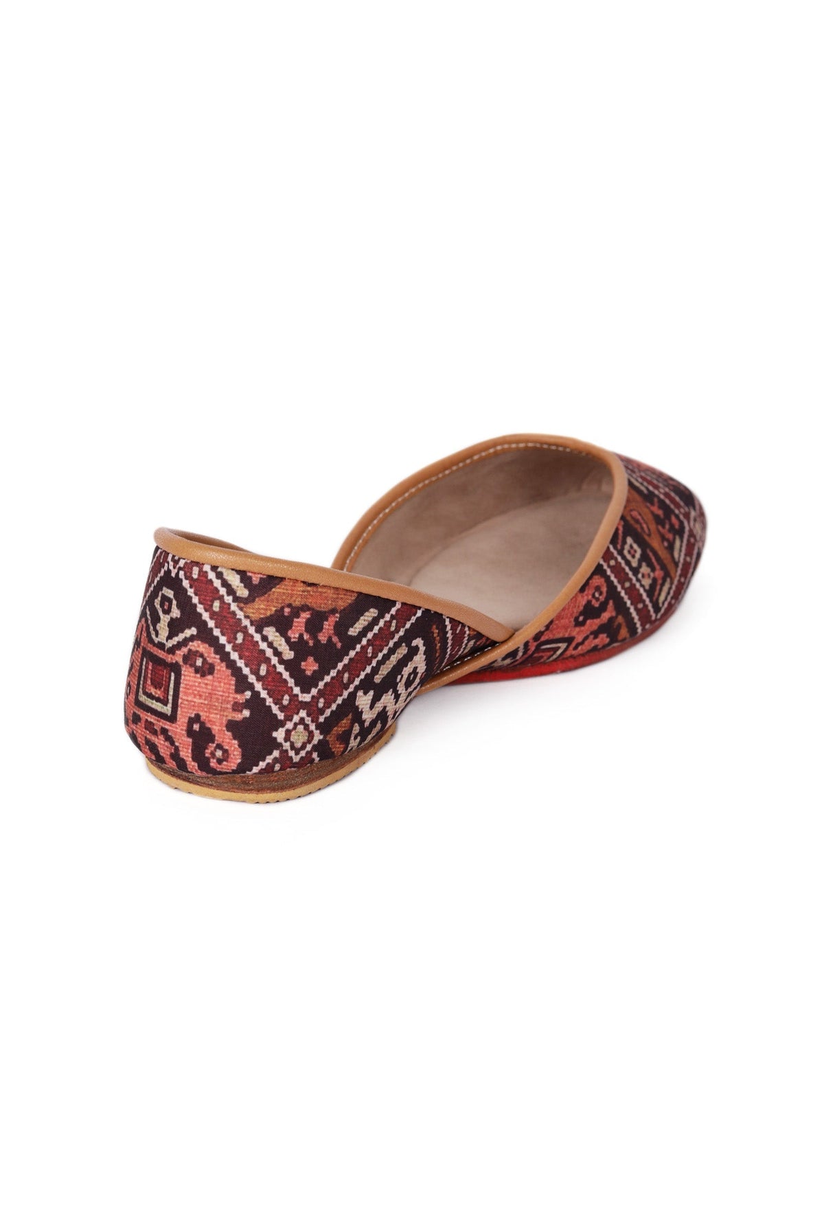 Maroon Silk Patola Print Juttie サイズ EU41