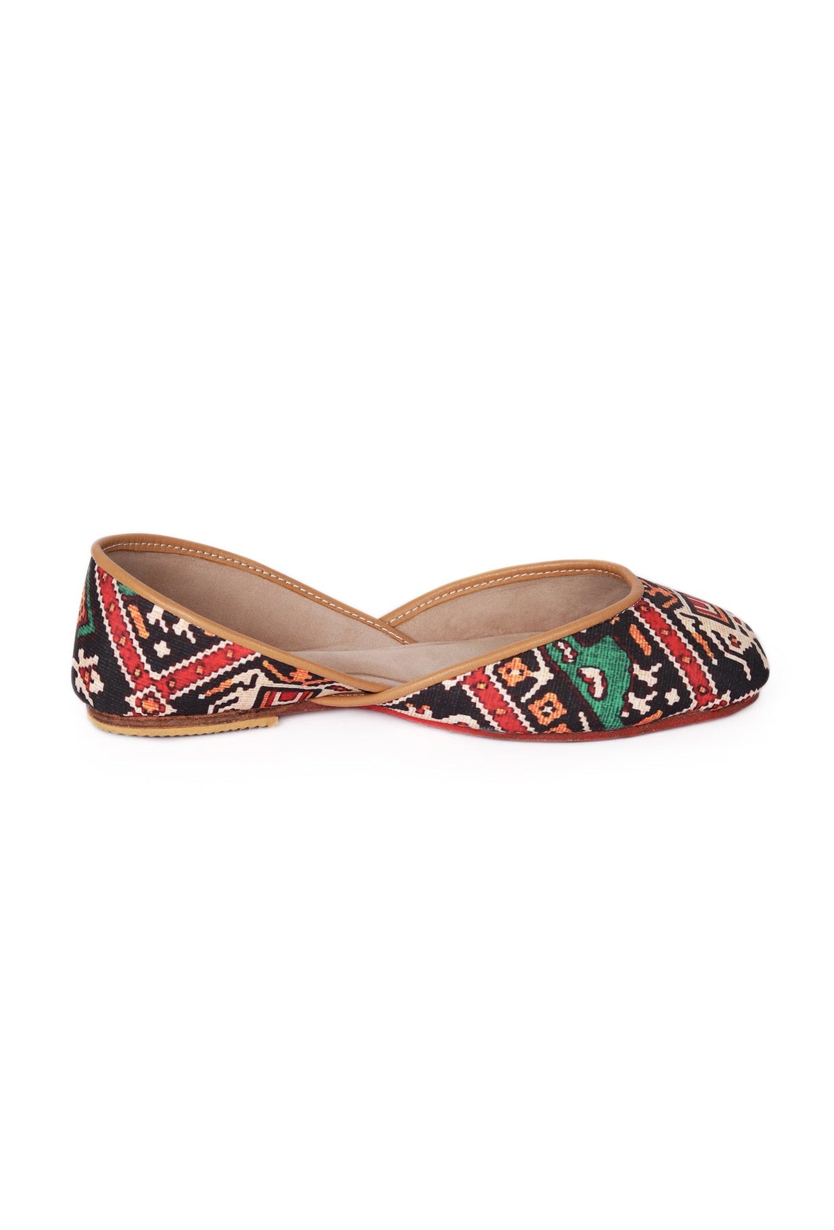 Dark Green & Red Silk Patola Print Juttie サイズ EU42