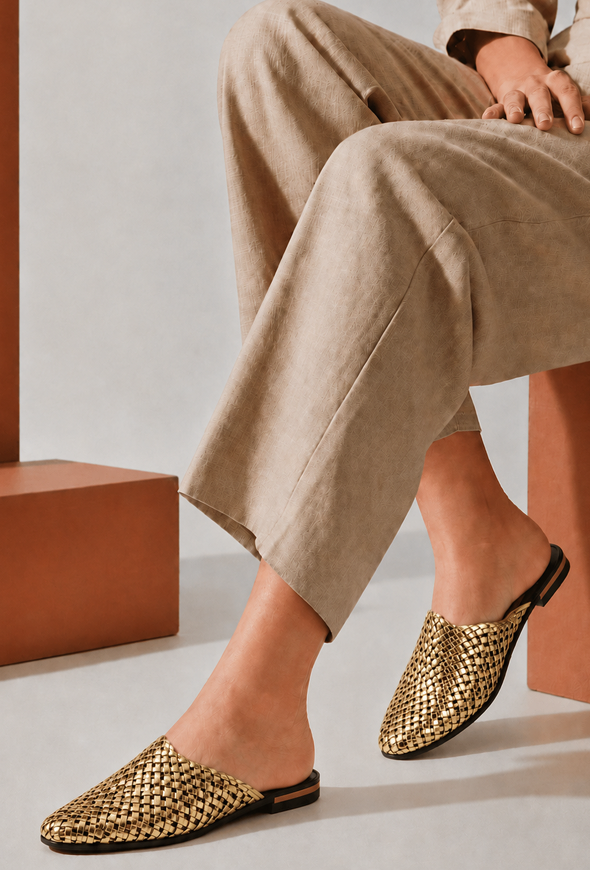 Gold Woven Mule Flats サイズ EU38
