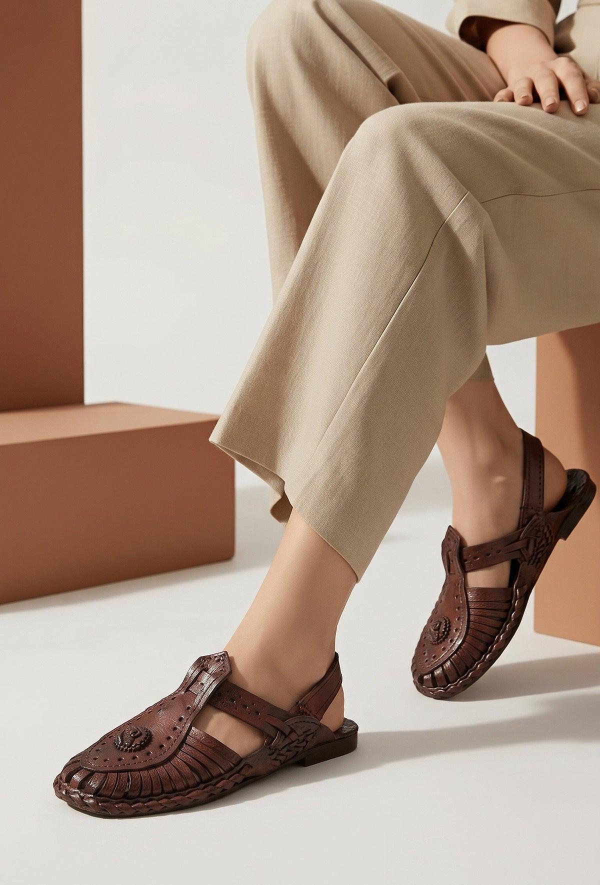 Brown Handwoven Slingback Flats サイズ EU41