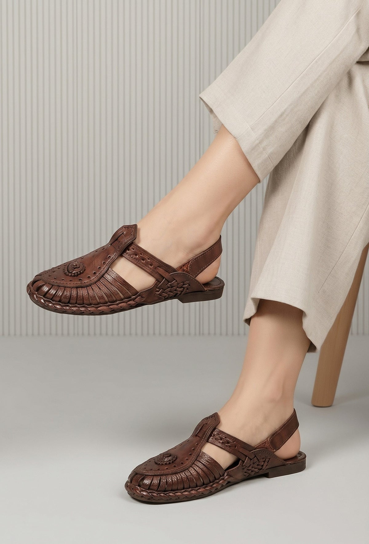 Brown Handwoven Slingback Flats サイズ EU36
