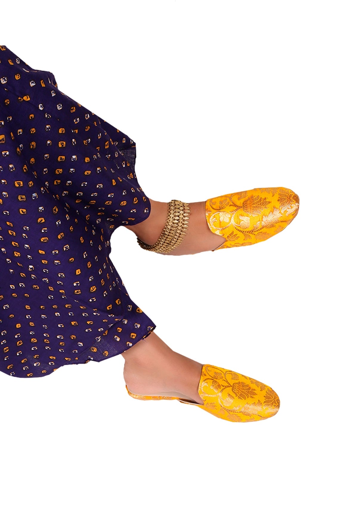 Mango Yellow Brocade Slider Mules サイズ EU37