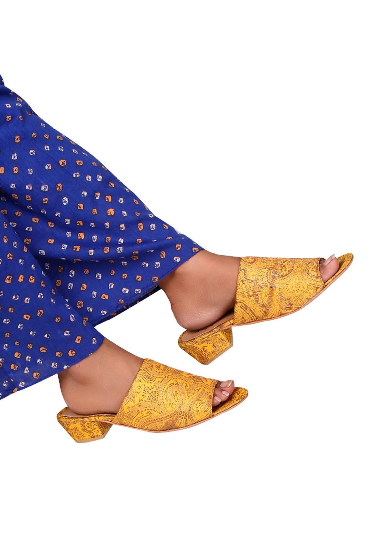 Mustard Yellow Brocade Block Heels サイズ EU39