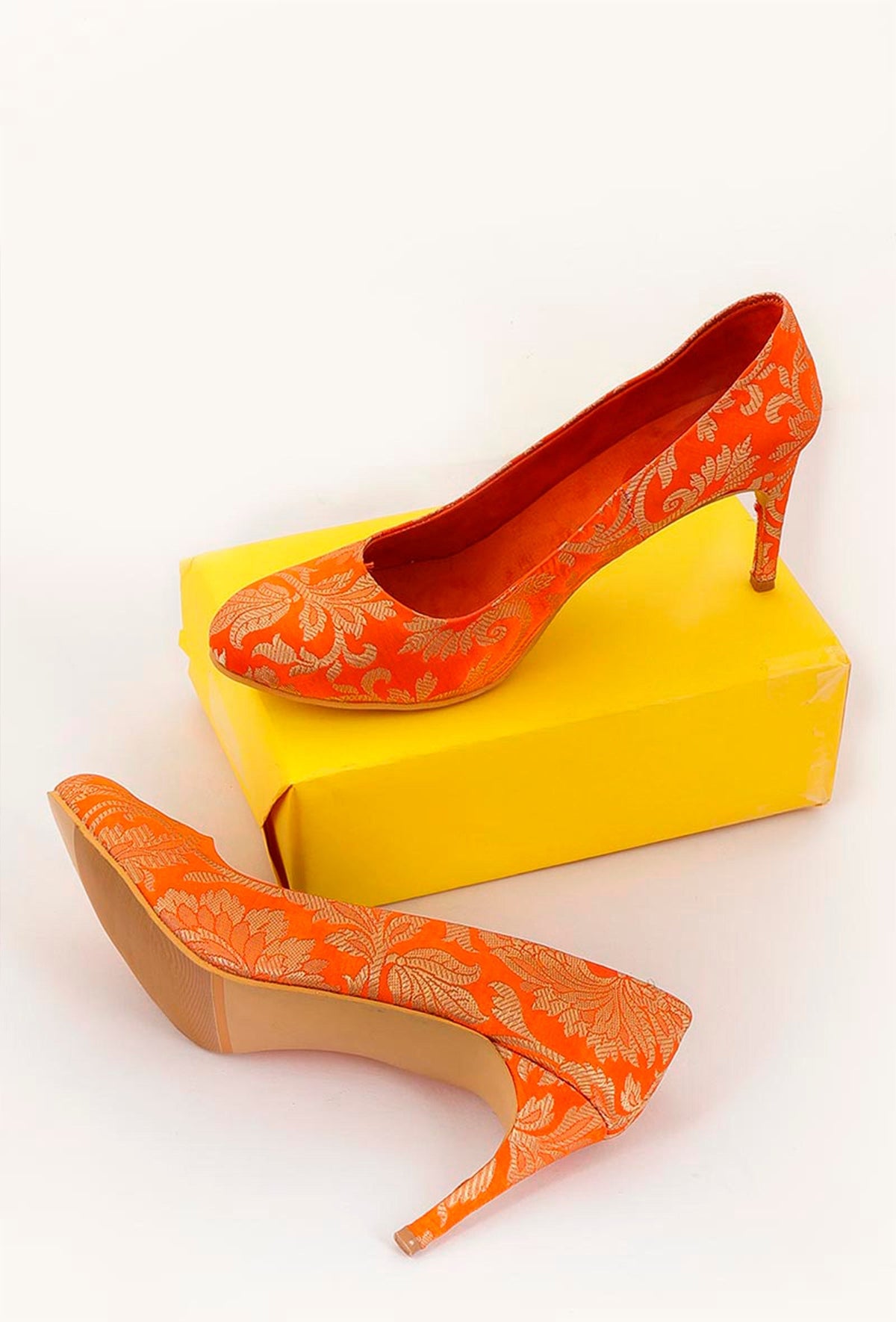 Orange Brocade Pencil Heels サイズ EU39