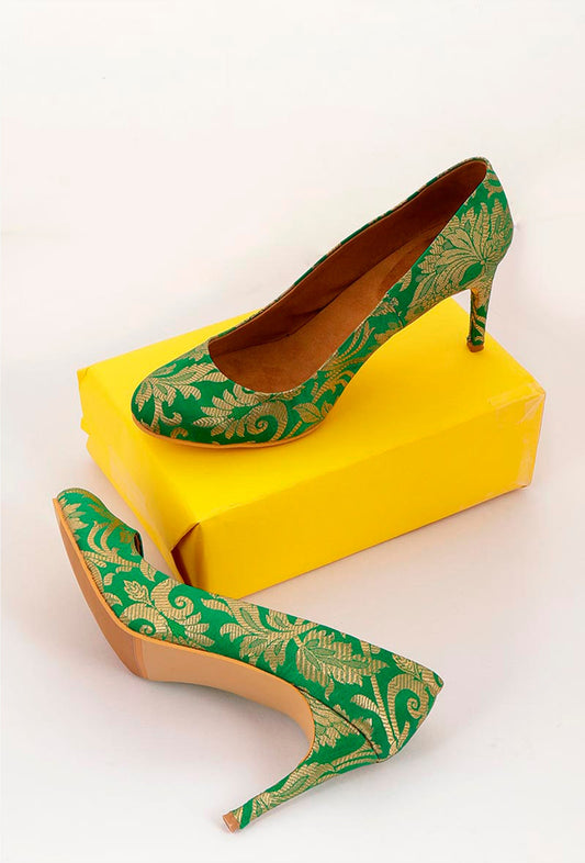 Green Pencil Heels in Brocade サイズ EU38