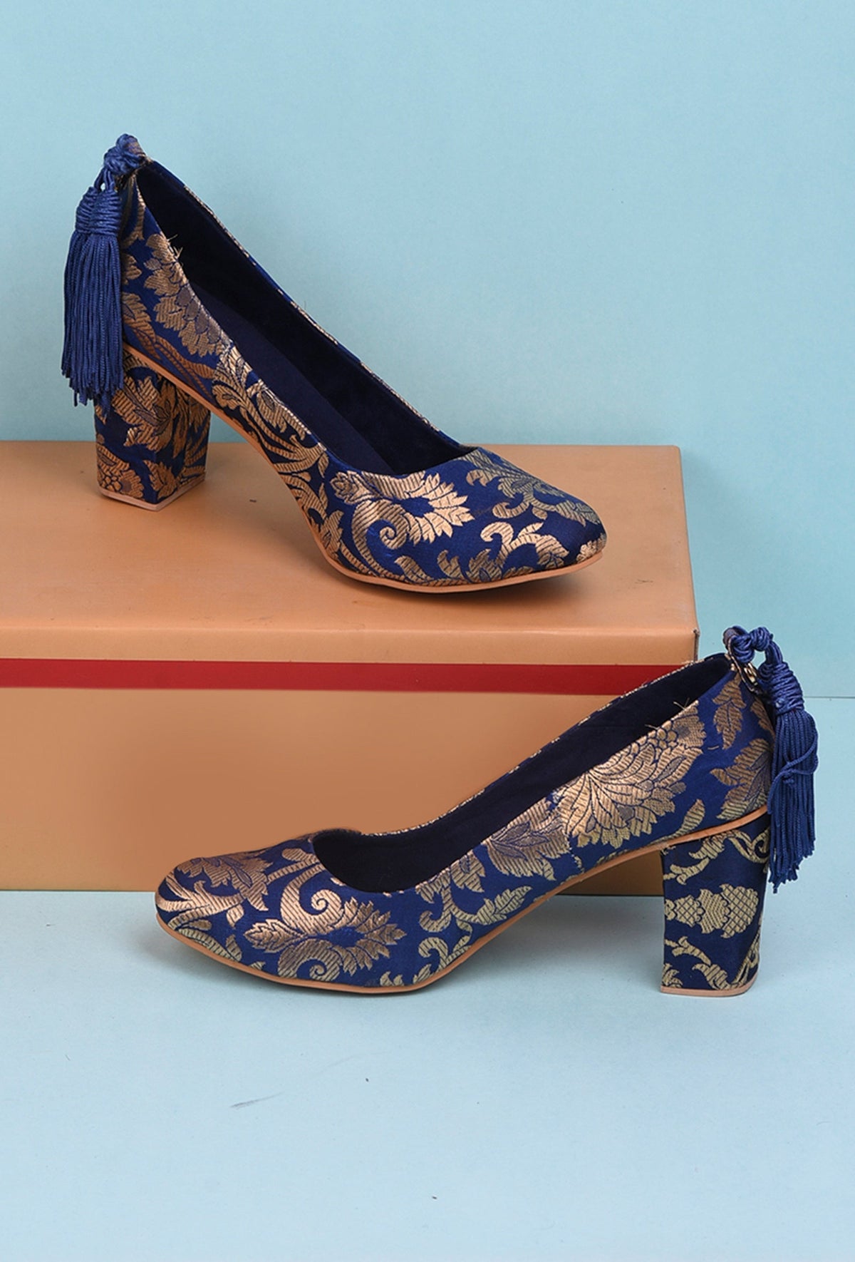Blue Brocade Block Heel サイズ EU37