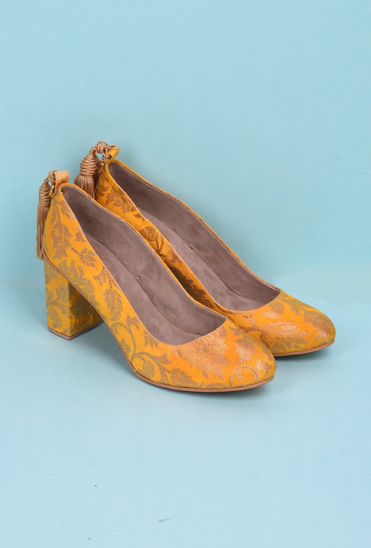Yellow Brocade Block Heel サイズ EU39