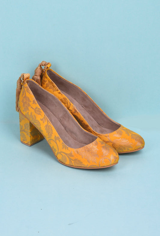Yellow Brocade Block Heel サイズ EU38