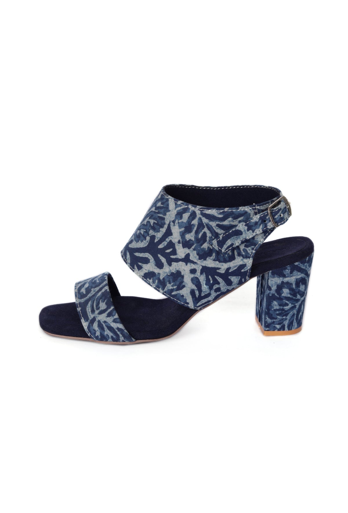 Indigo Leaf Block Print Cotton Strappy Block Heels in Suede サイズ EU41