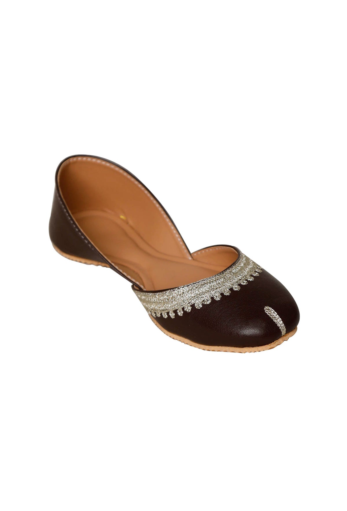 Brown Embroidered Cruelty-Free Leather Juttis サイズ EU40