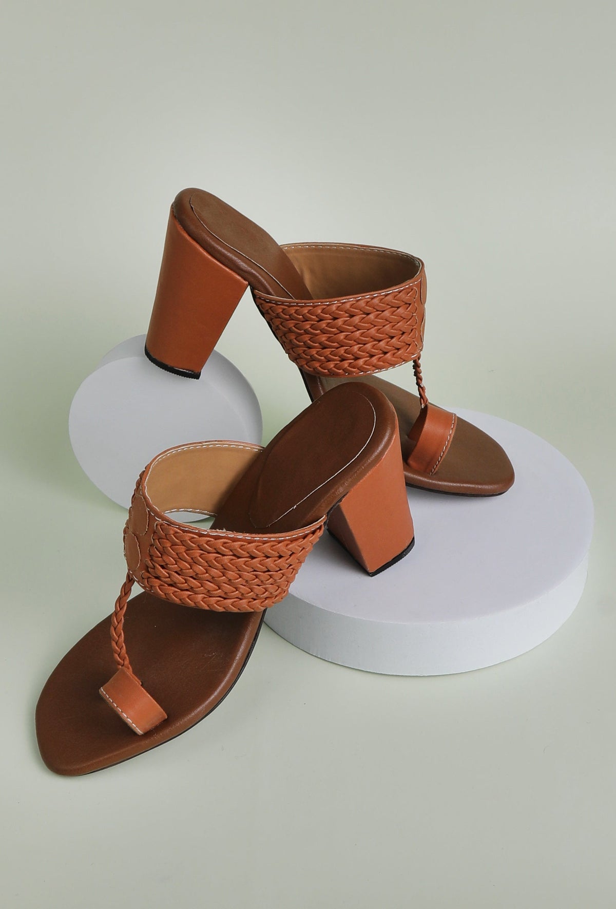 Tan Cruelty-Free Leather Heeled Sandals サイズ EU42
