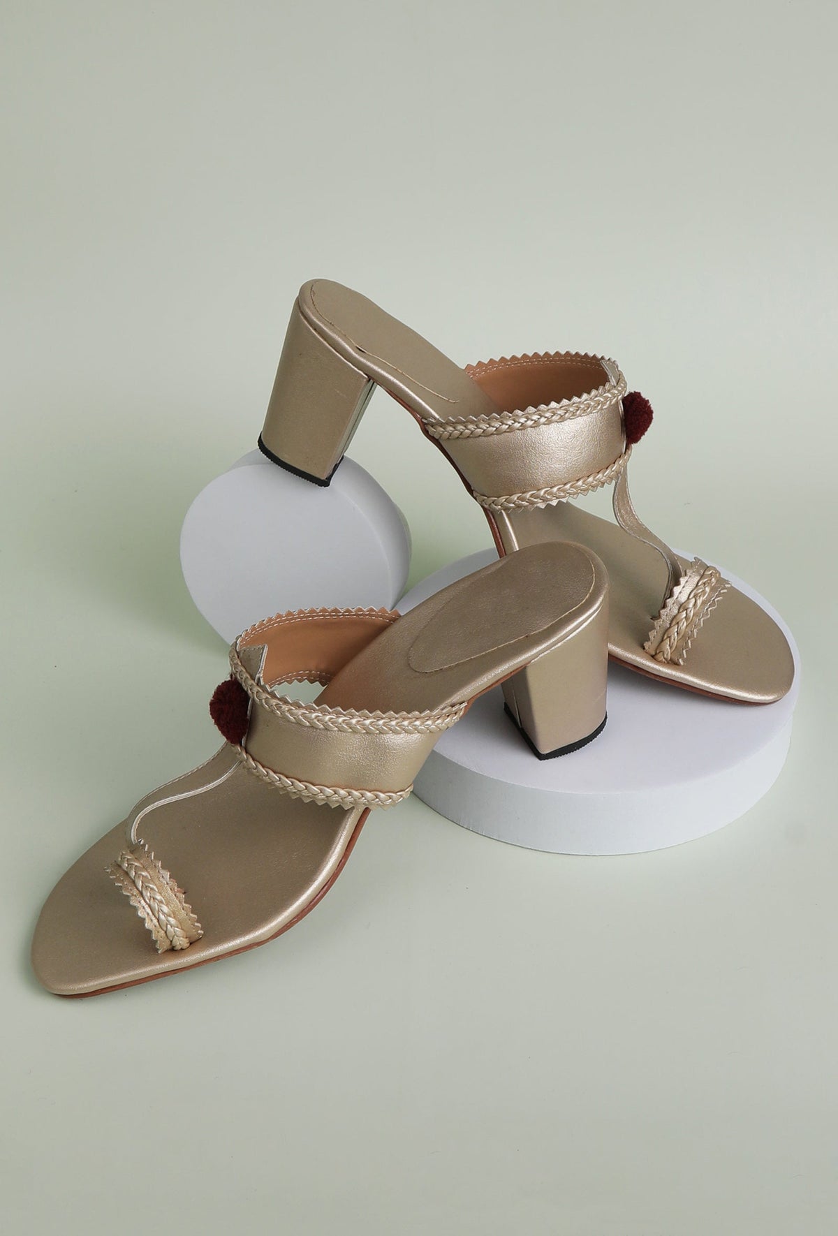 Golden Cruelty-Free Leather Heeled Sandals サイズ EU38