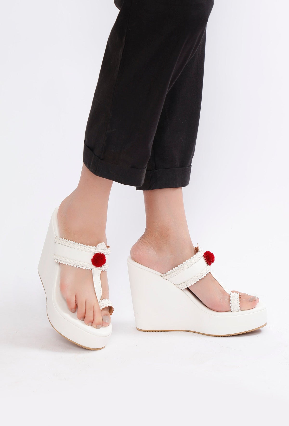 White Vegan Leather Wedges サイズ EU38