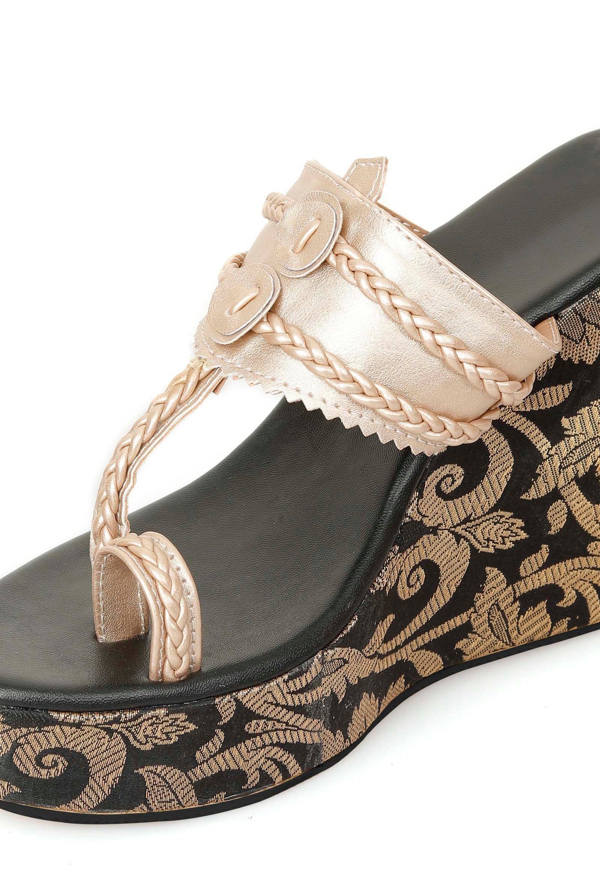 Sangeet Brocade & Gold Kolhapuri Inspired Wedges サイズ EU42
