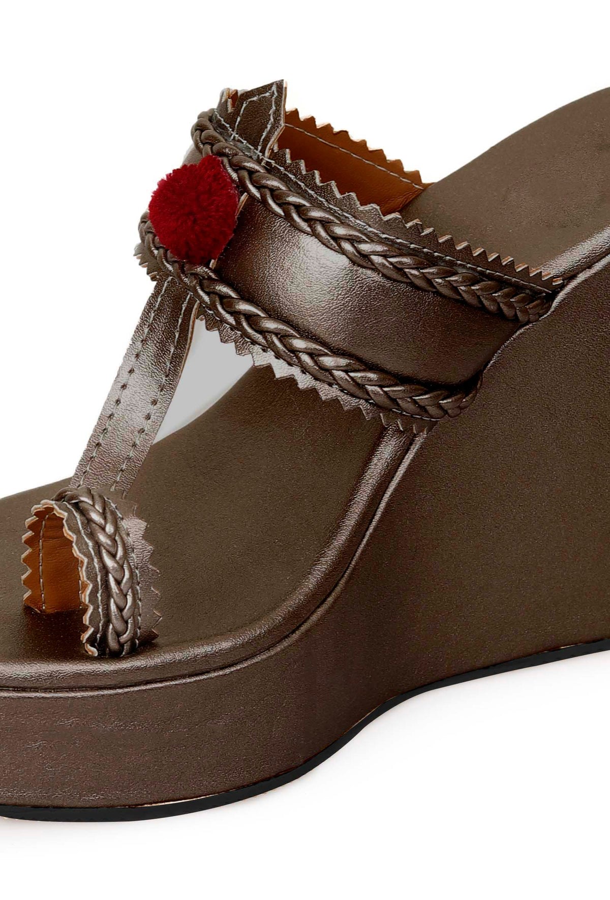 Refined Rose Gold Kolhapuri Inspired Wedges サイズ EU42