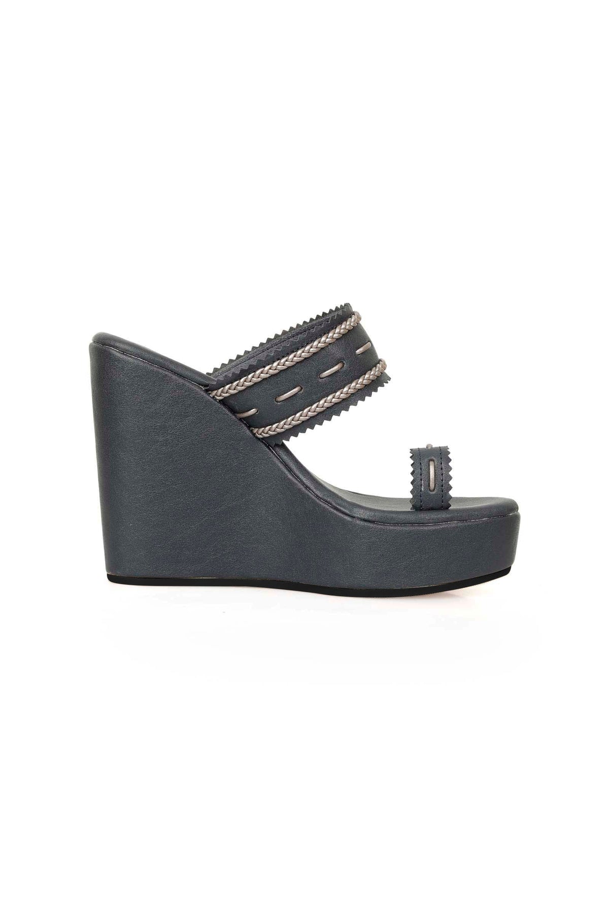 Midnight Blue Kolhapuri Inspired Wedges サイズ EU41