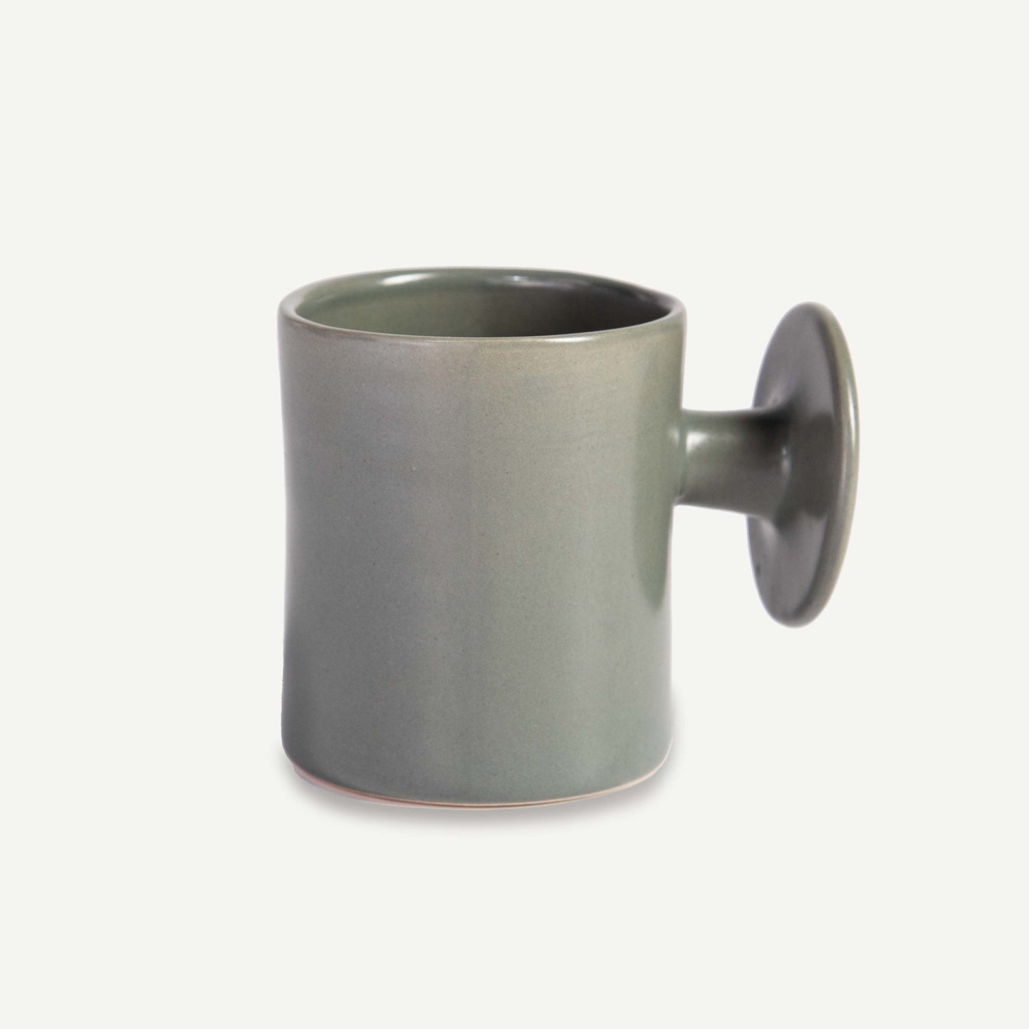 LARGO CERAMIC MUG 7.4(長) x 7.4(幅) x 9(高)；直径: 7.4