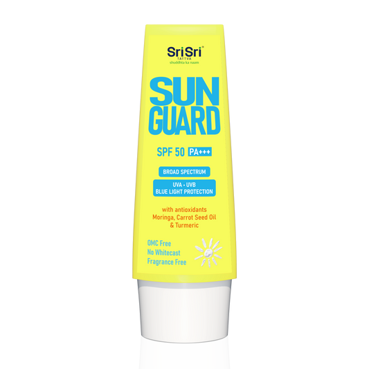 Sunguard, SPF 50 PA +++ | With Anti Oxidants Moringa, Carrot Seed Oil & Turmeric | 50 g 50g
