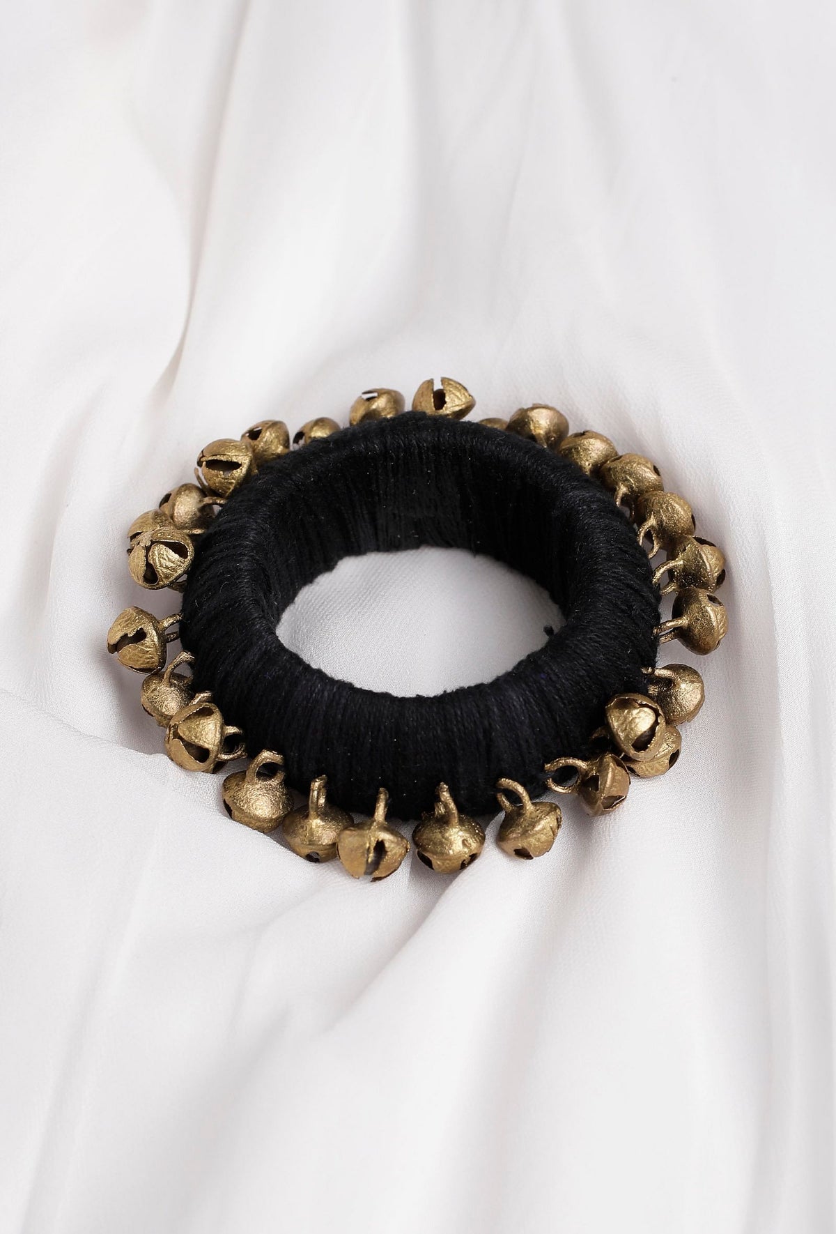 Black Thread Wooden Bangles サイズ 2.4（内径 約5.7cm）